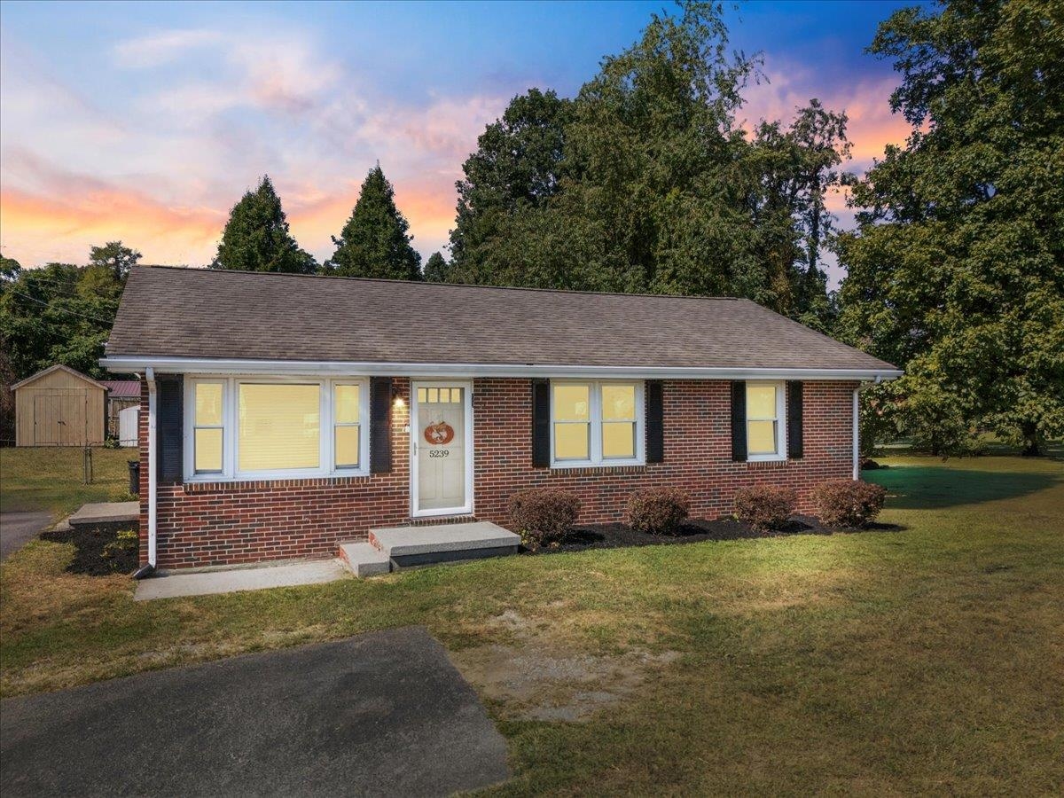 5239 Newbern Road Dublin VA 24084