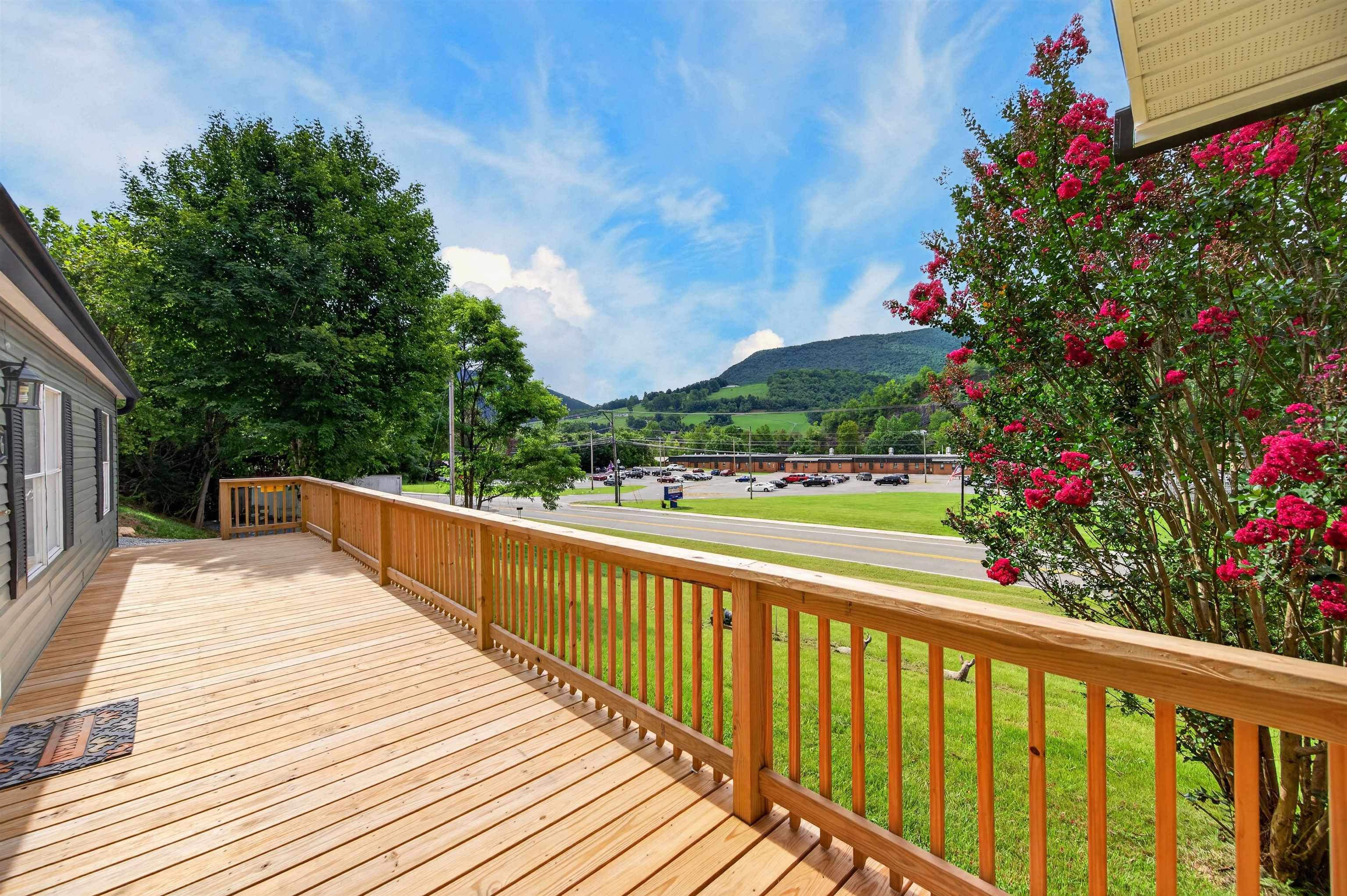 13006 N Scenic Highway Rocky Gap VA 24366