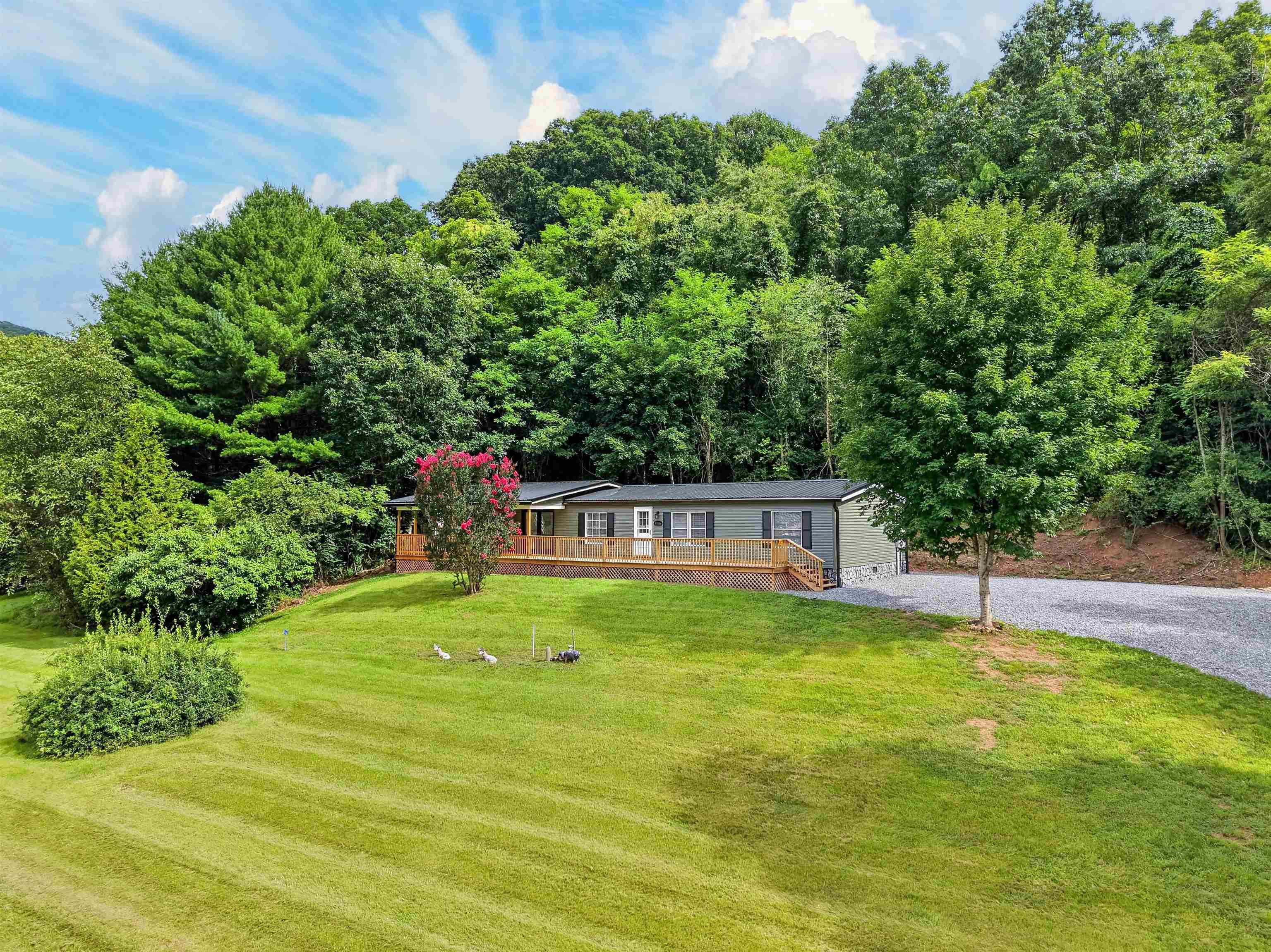 13006 N Scenic Highway Rocky Gap VA 24366