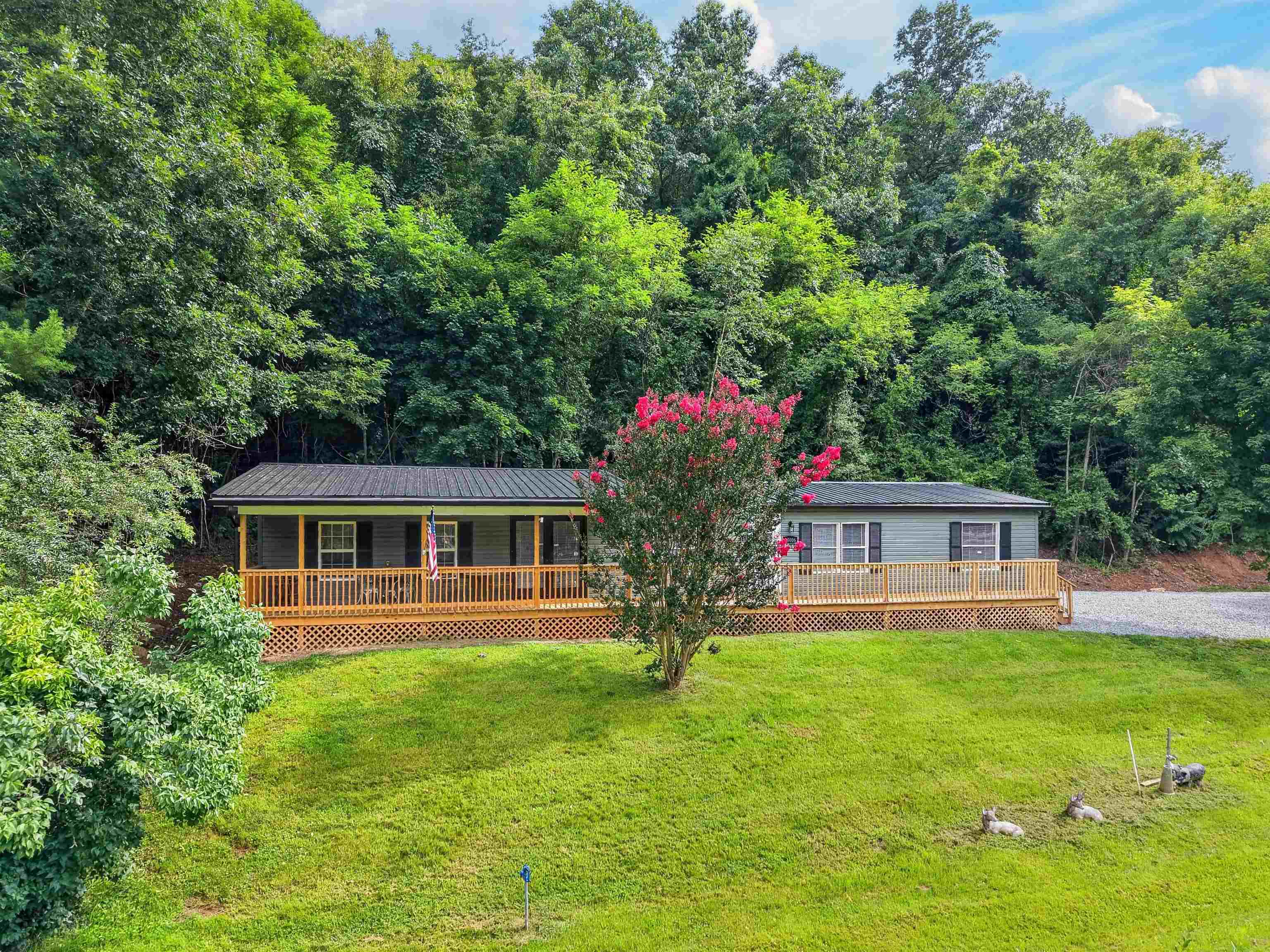 13006 N Scenic Highway Rocky Gap VA 24366