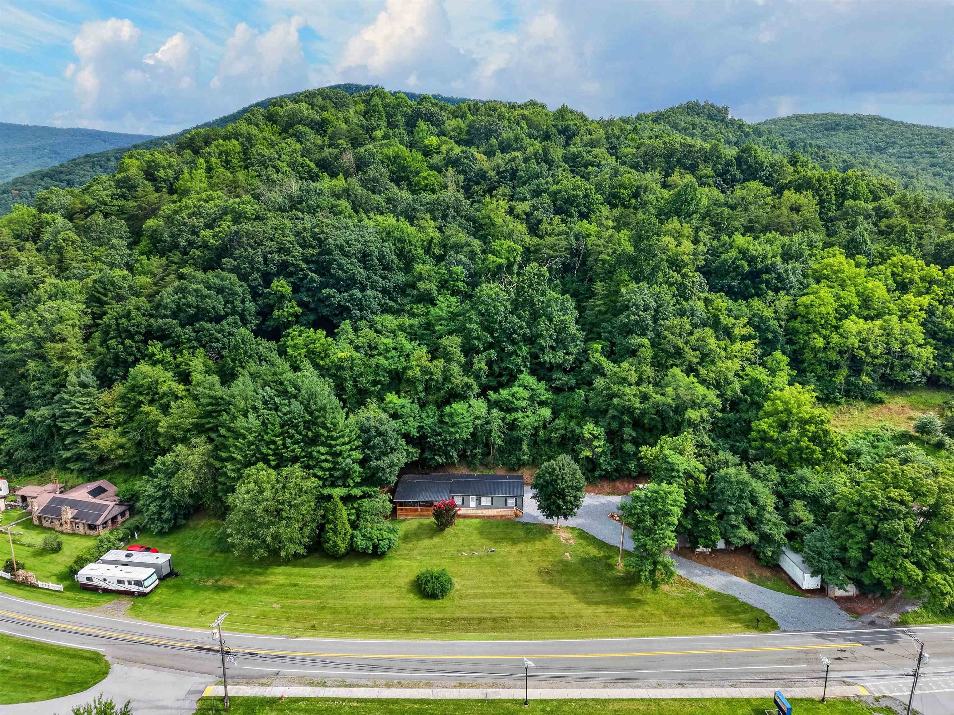 13006 N Scenic Highway Rocky Gap VA 24366