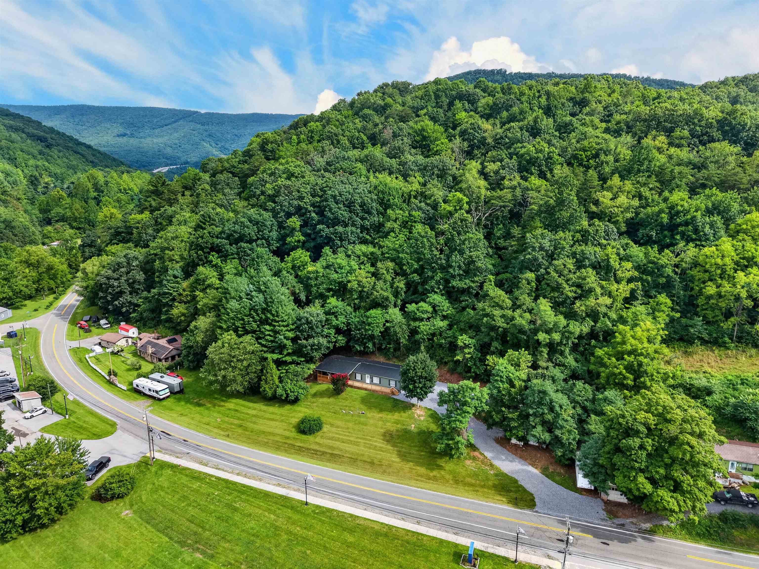 13006 N Scenic Highway Rocky Gap VA 24366