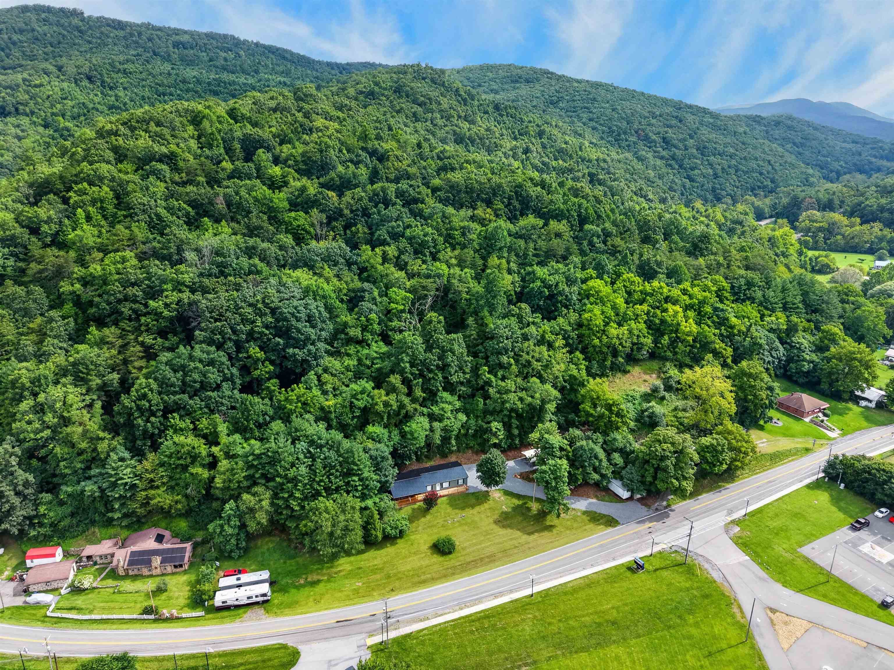 13006 N Scenic Highway Rocky Gap VA 24366