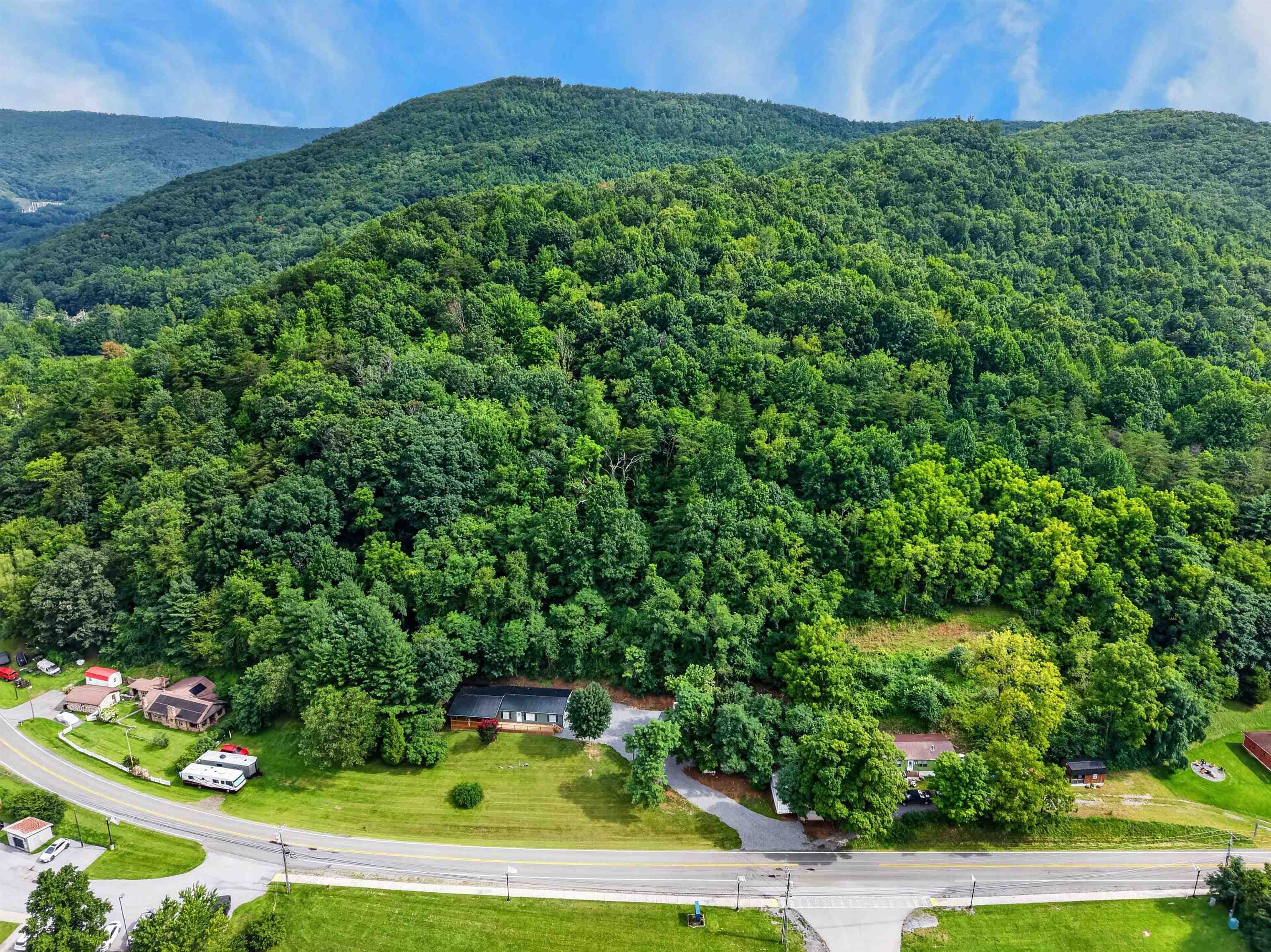 13006 N Scenic Highway Rocky Gap VA 24366