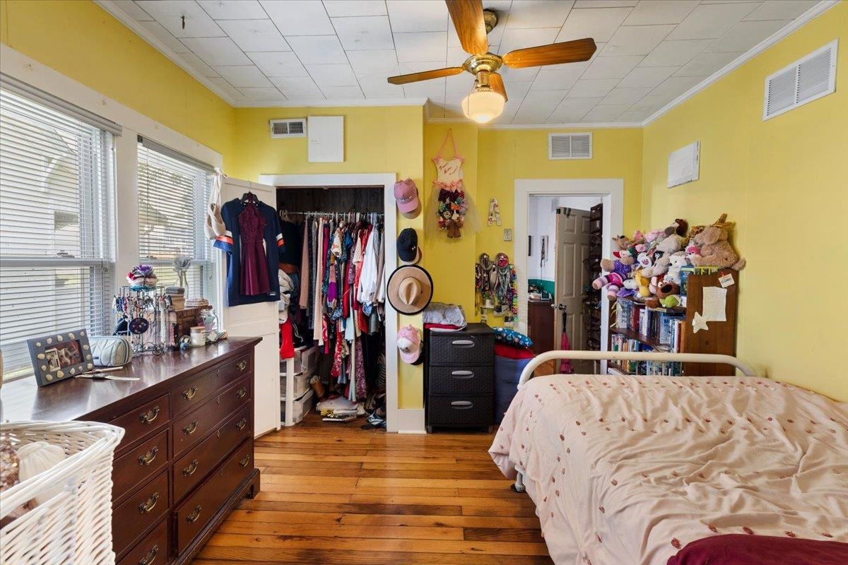 2209 W Main Street Radford VA 24141