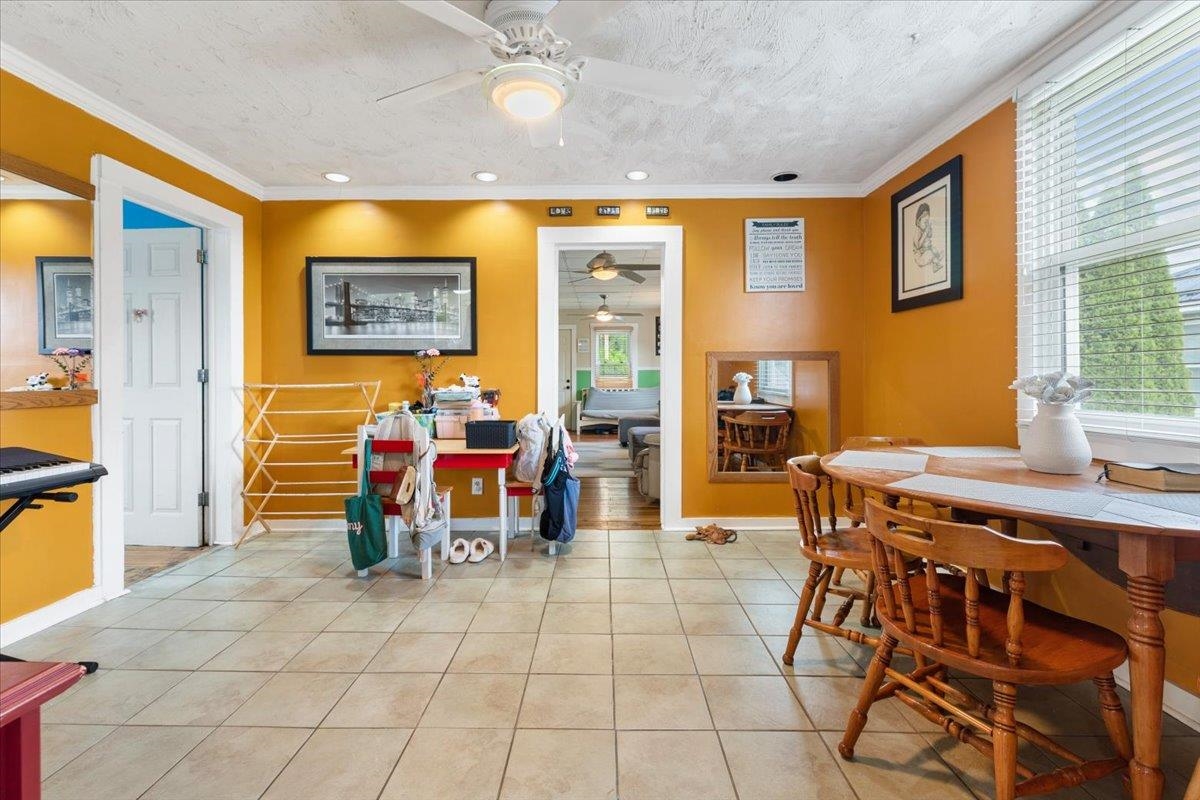 2209 W Main Street Radford VA 24141