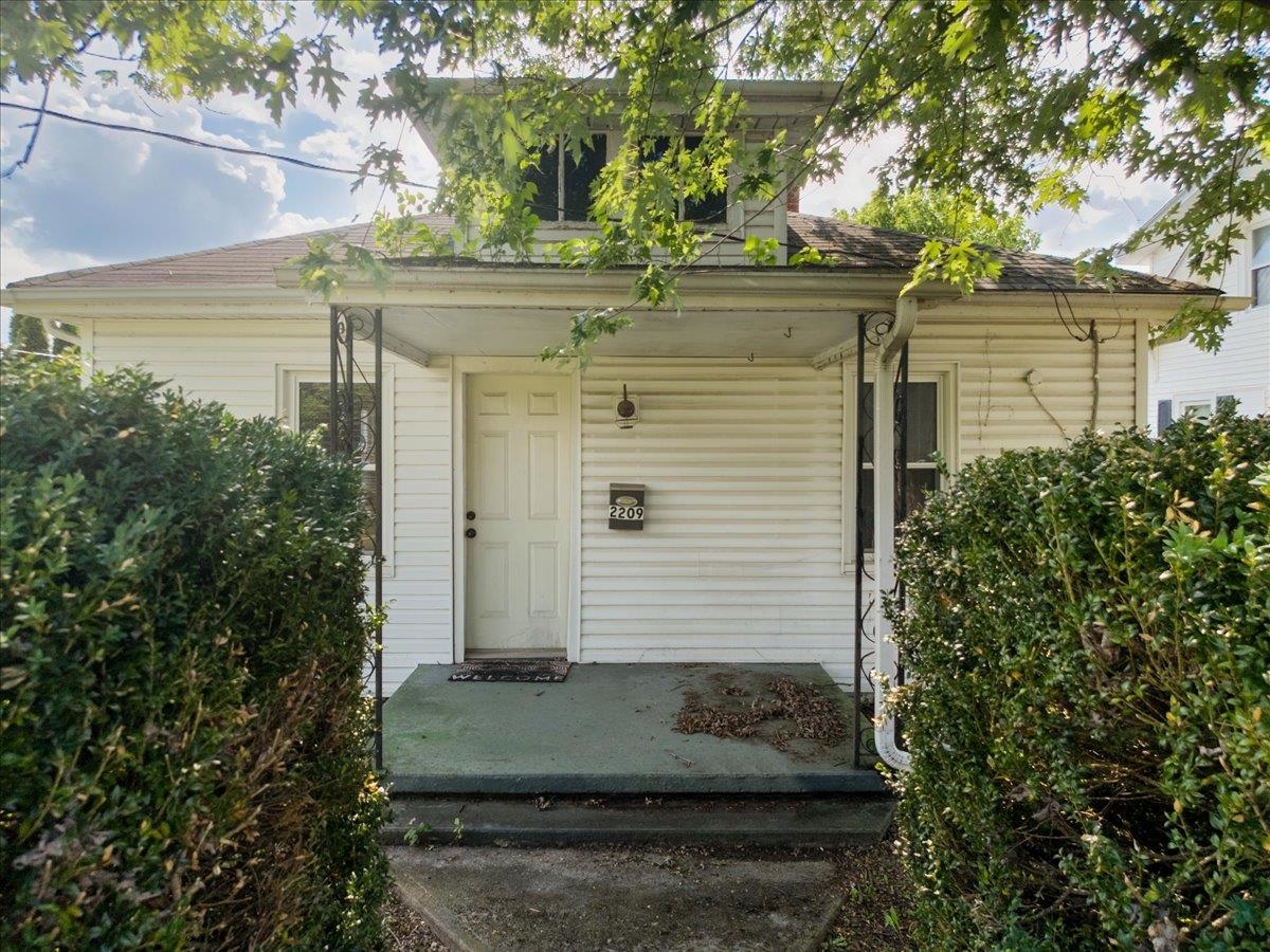 2209 W Main Street Radford VA 24141