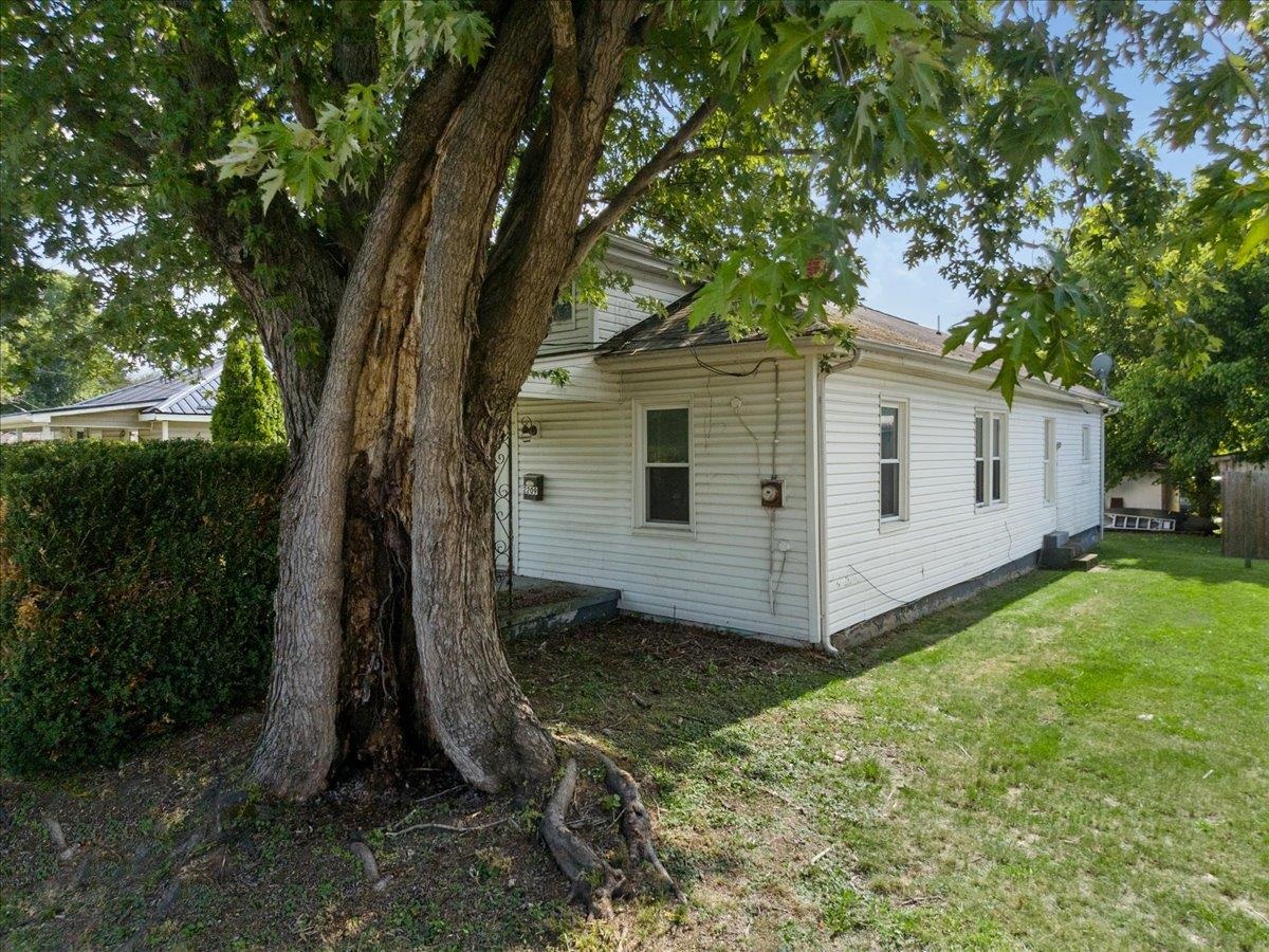 2209 W Main Street Radford VA 24141