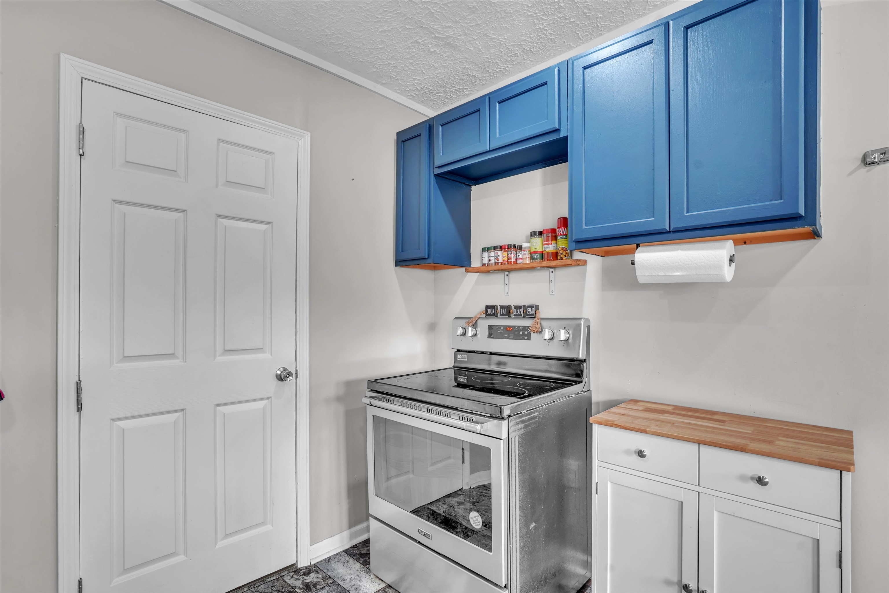 1924 Snider Lane Pulaski VA 24301