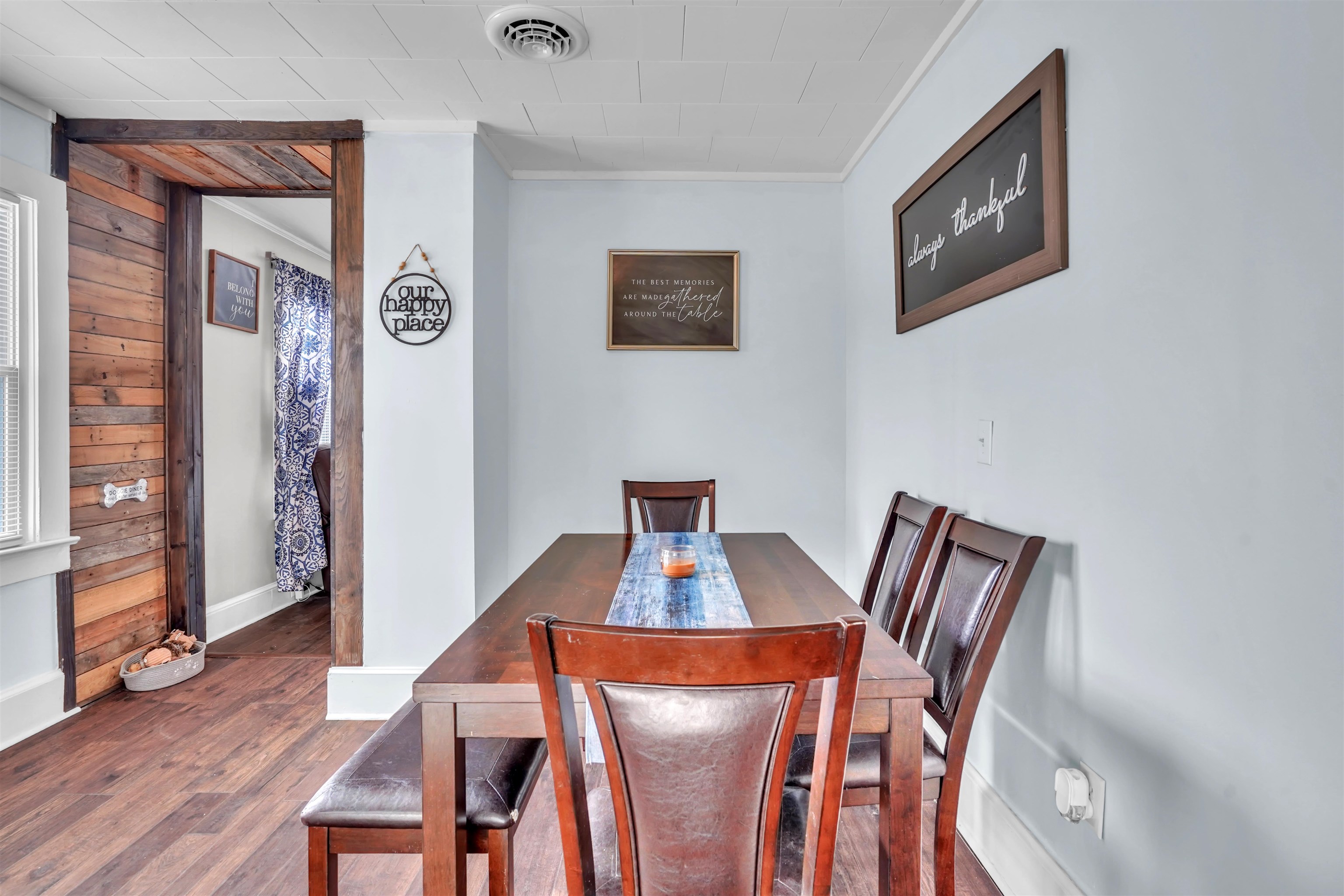 1924 Snider Lane Pulaski VA 24301