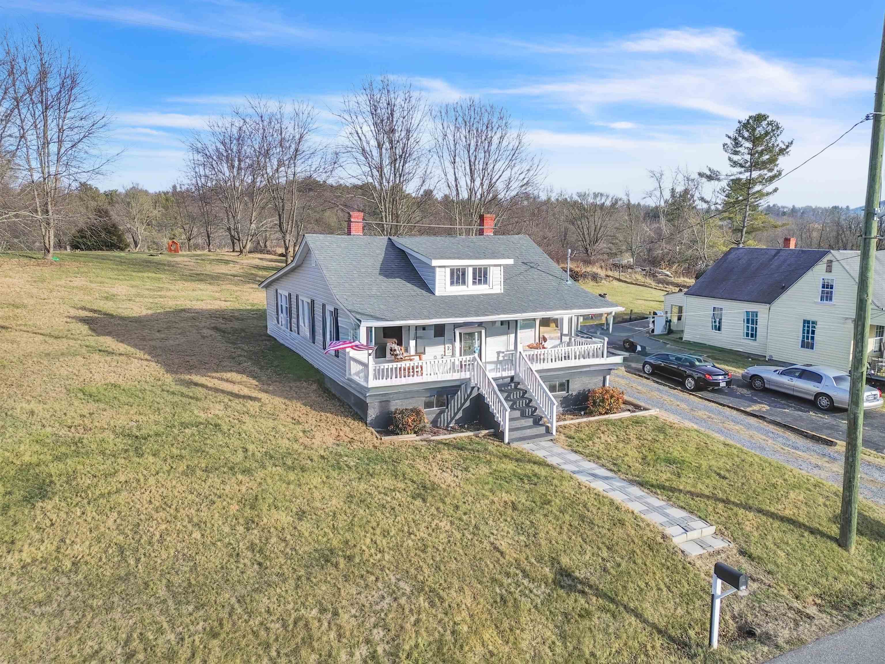 1924 Snider Lane Pulaski VA 24301