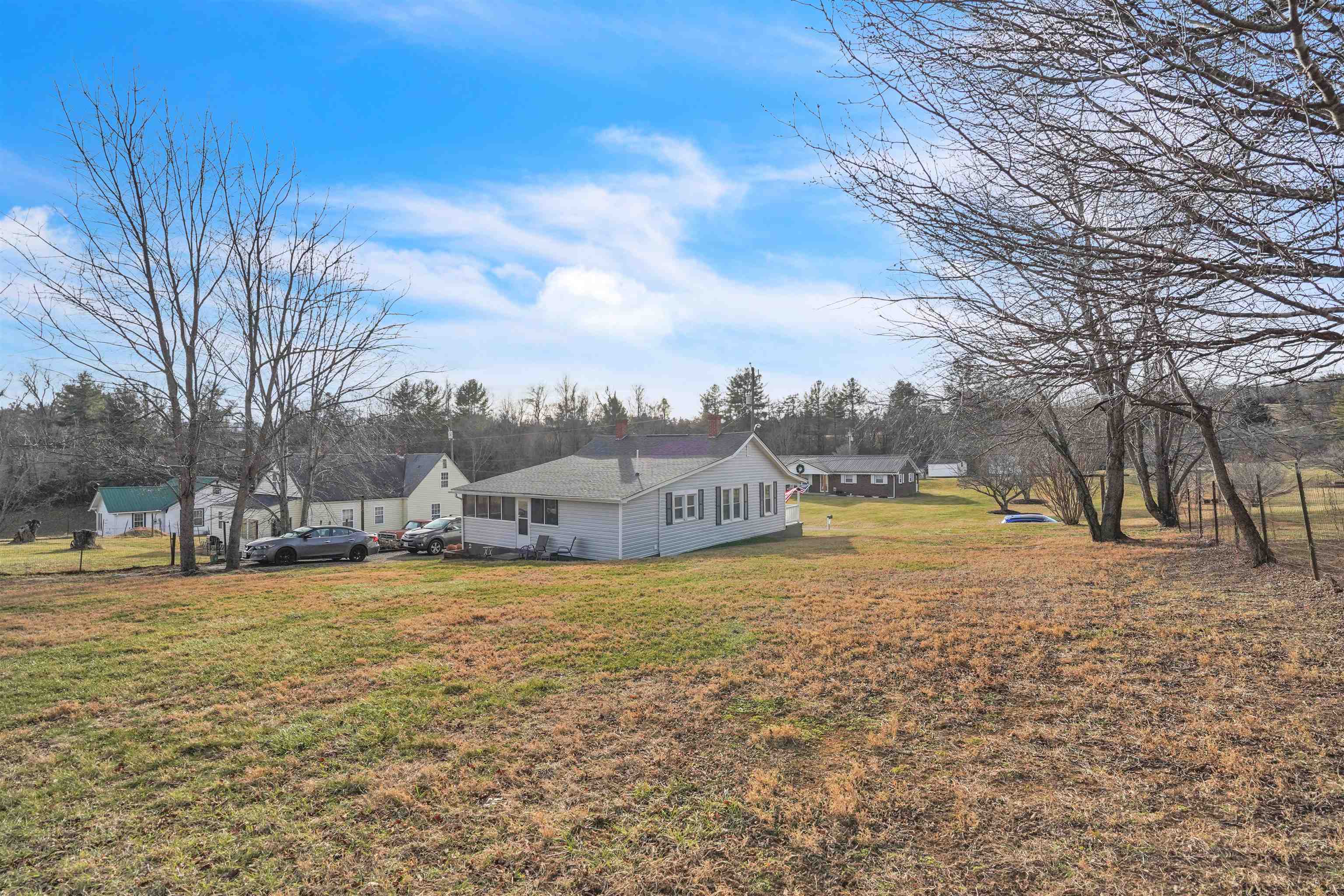 1924 Snider Lane Pulaski VA 24301