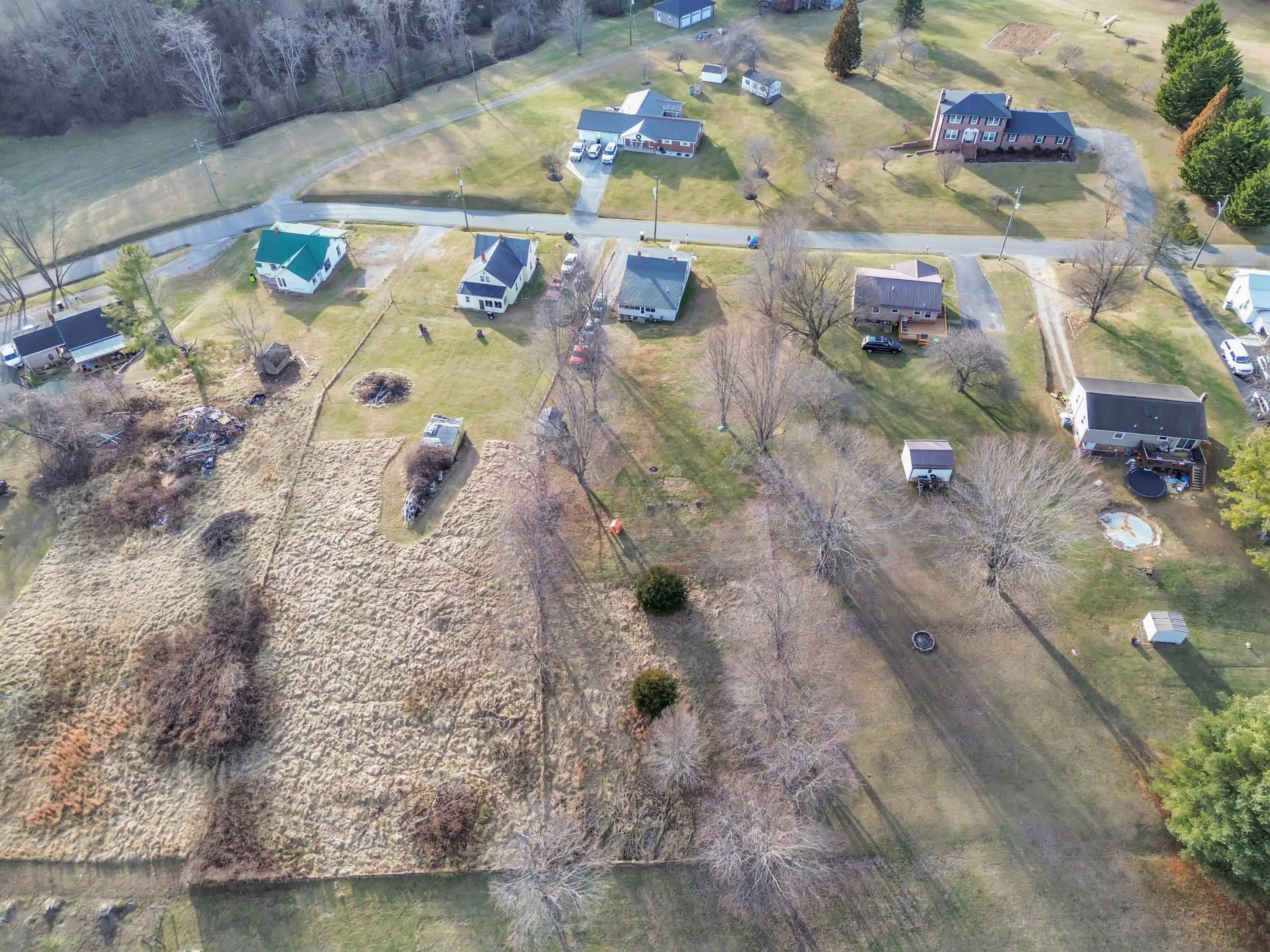 1924 Snider Lane Pulaski VA 24301