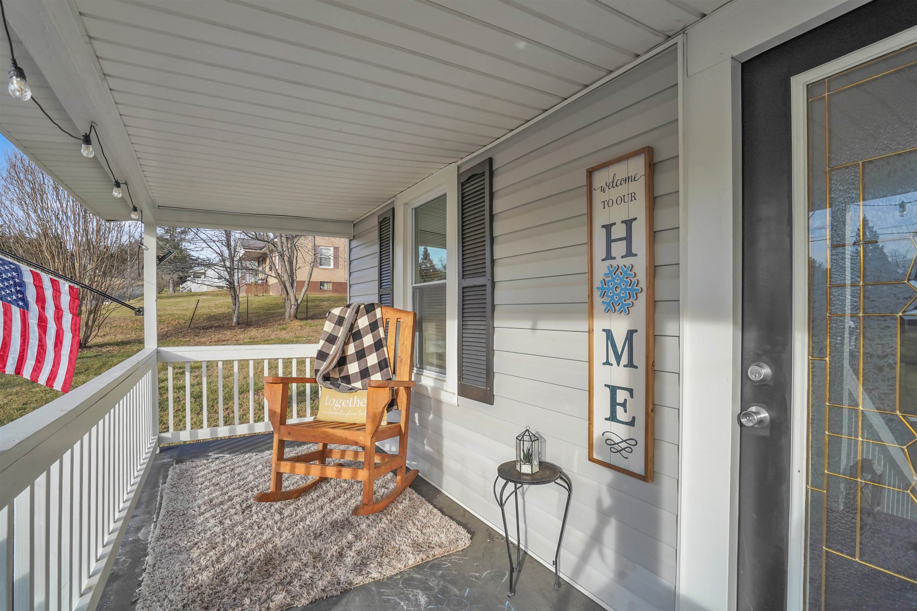 1924 Snider Lane Pulaski VA 24301