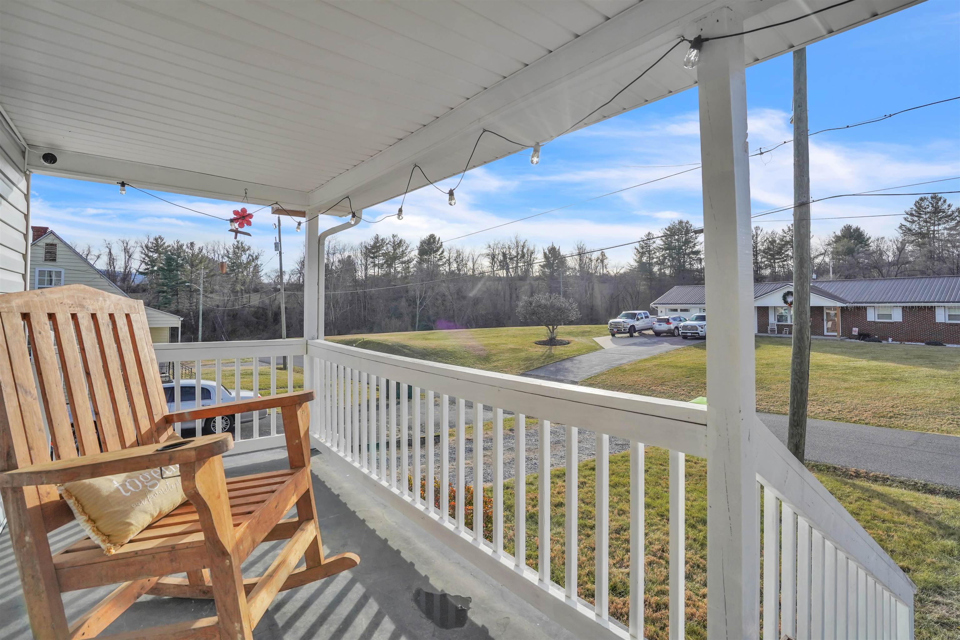 1924 Snider Lane Pulaski VA 24301