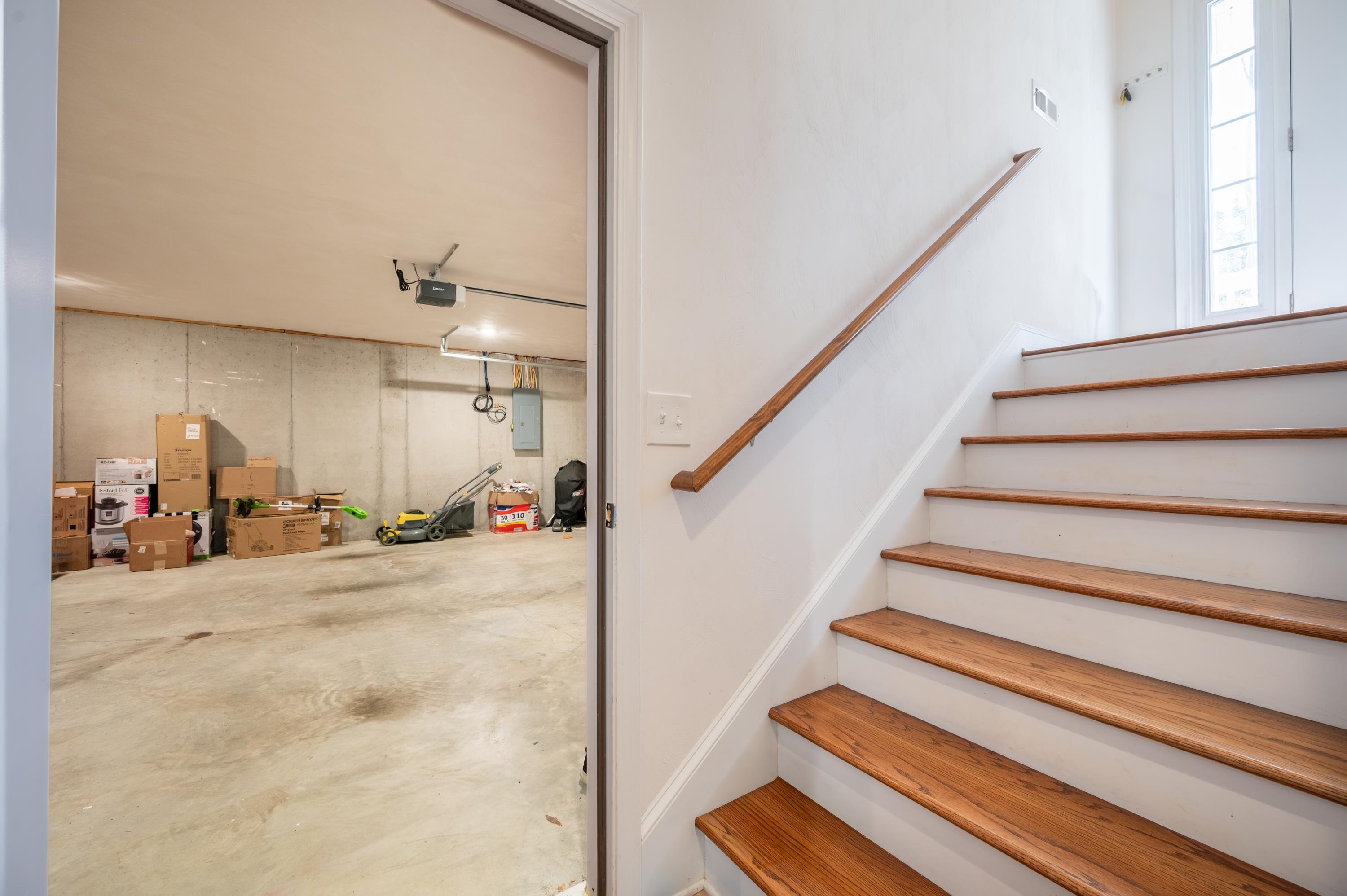 1048 Street Clair Lane Christiansburg VA 24073