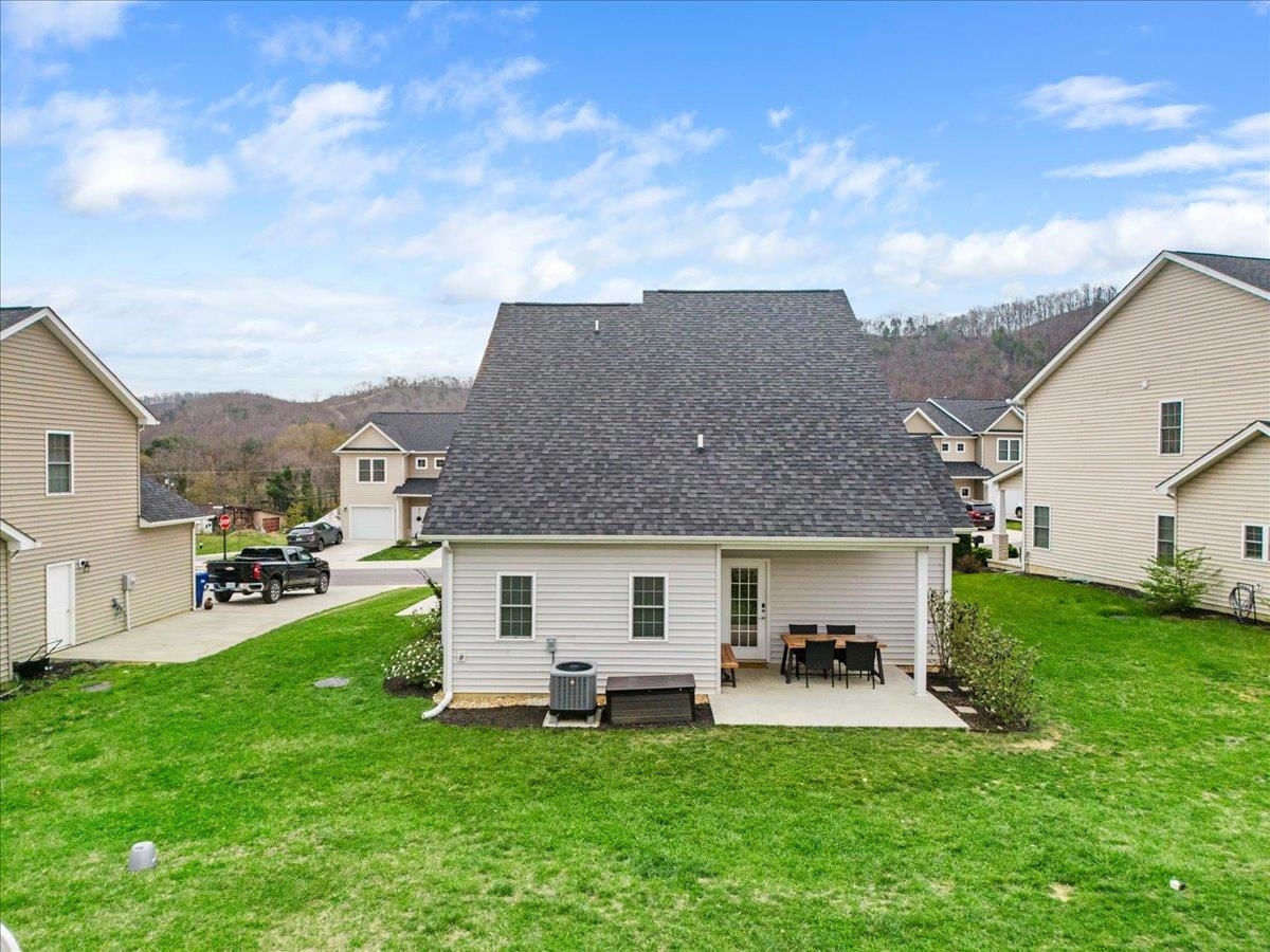 276 Louise Lane Elliston VA 24087