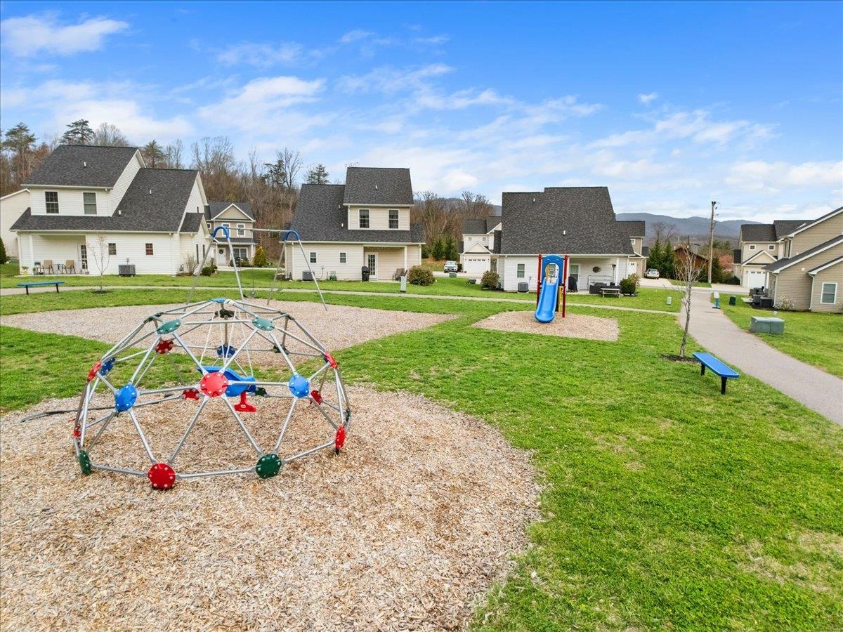 276 Louise Lane Elliston VA 24087