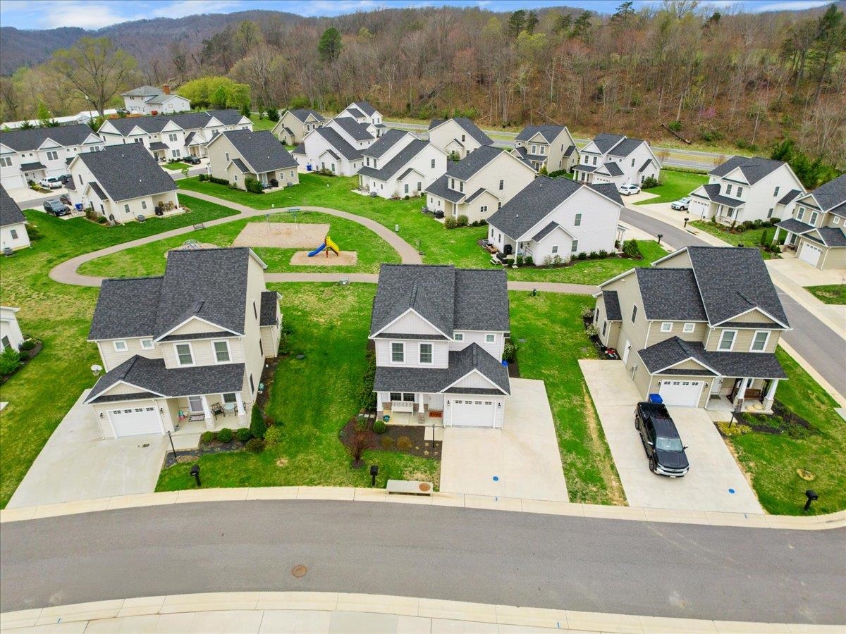 276 Louise Lane Elliston VA 24087