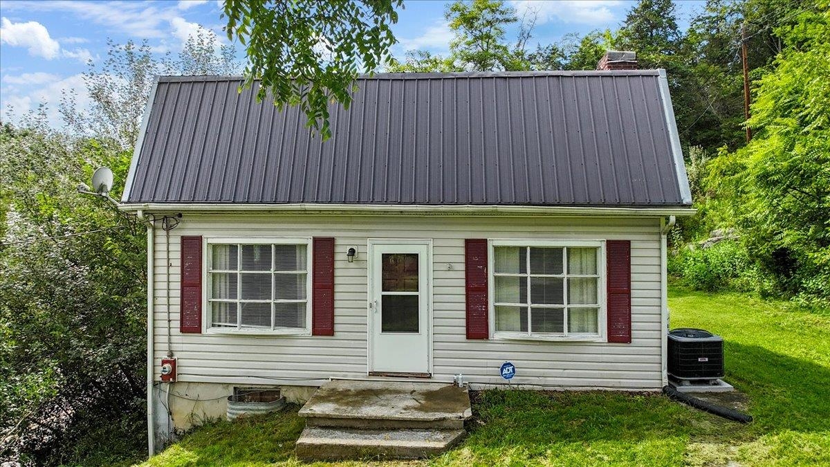 6325 Wilderness Road Dublin VA 24084