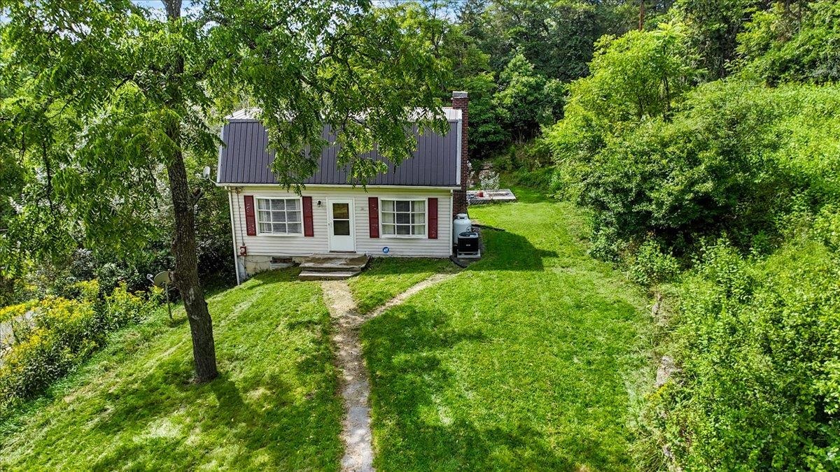 6325 Wilderness Road Dublin VA 24084