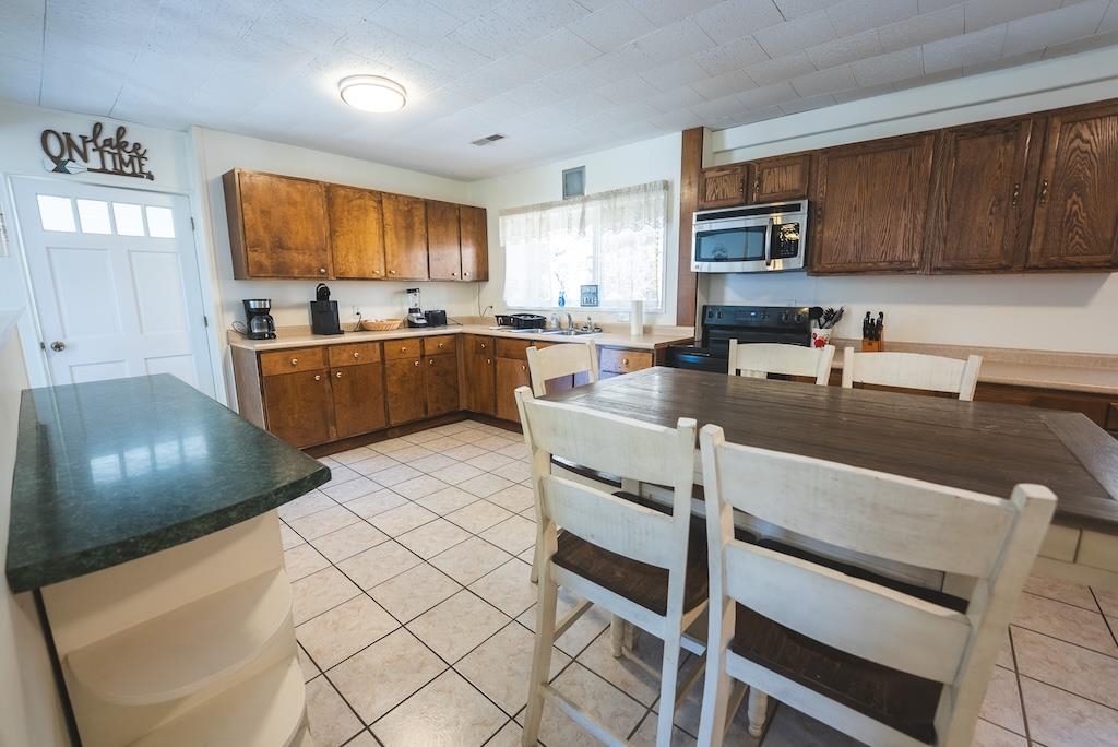 6321 W H Smith Drive Dublin VA 24084