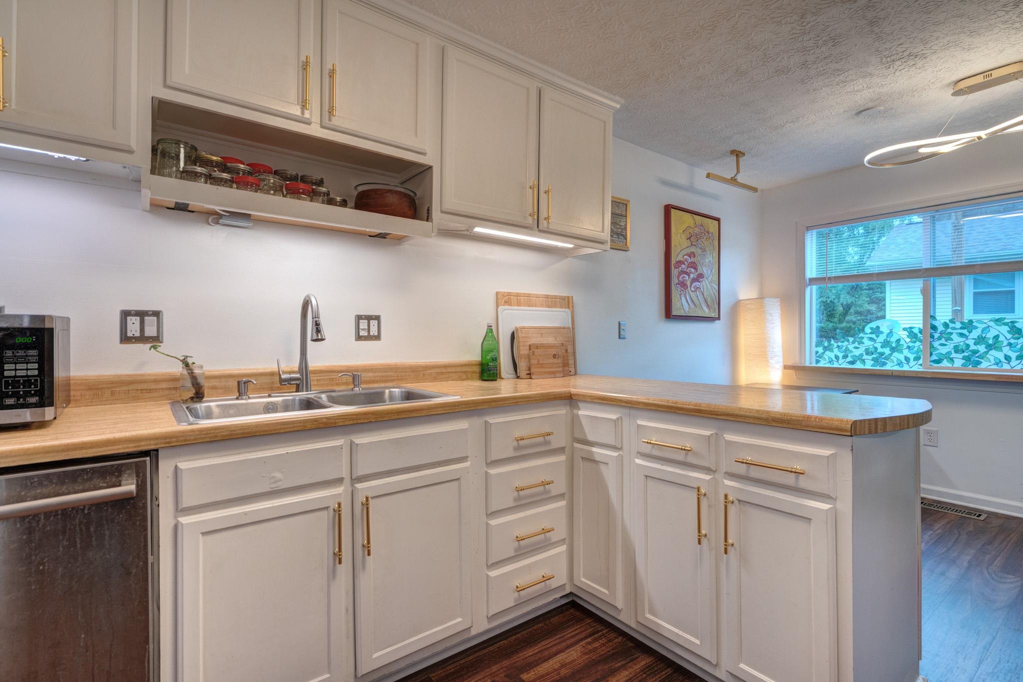 105 Woodbine Drive Blacksburg VA 24060