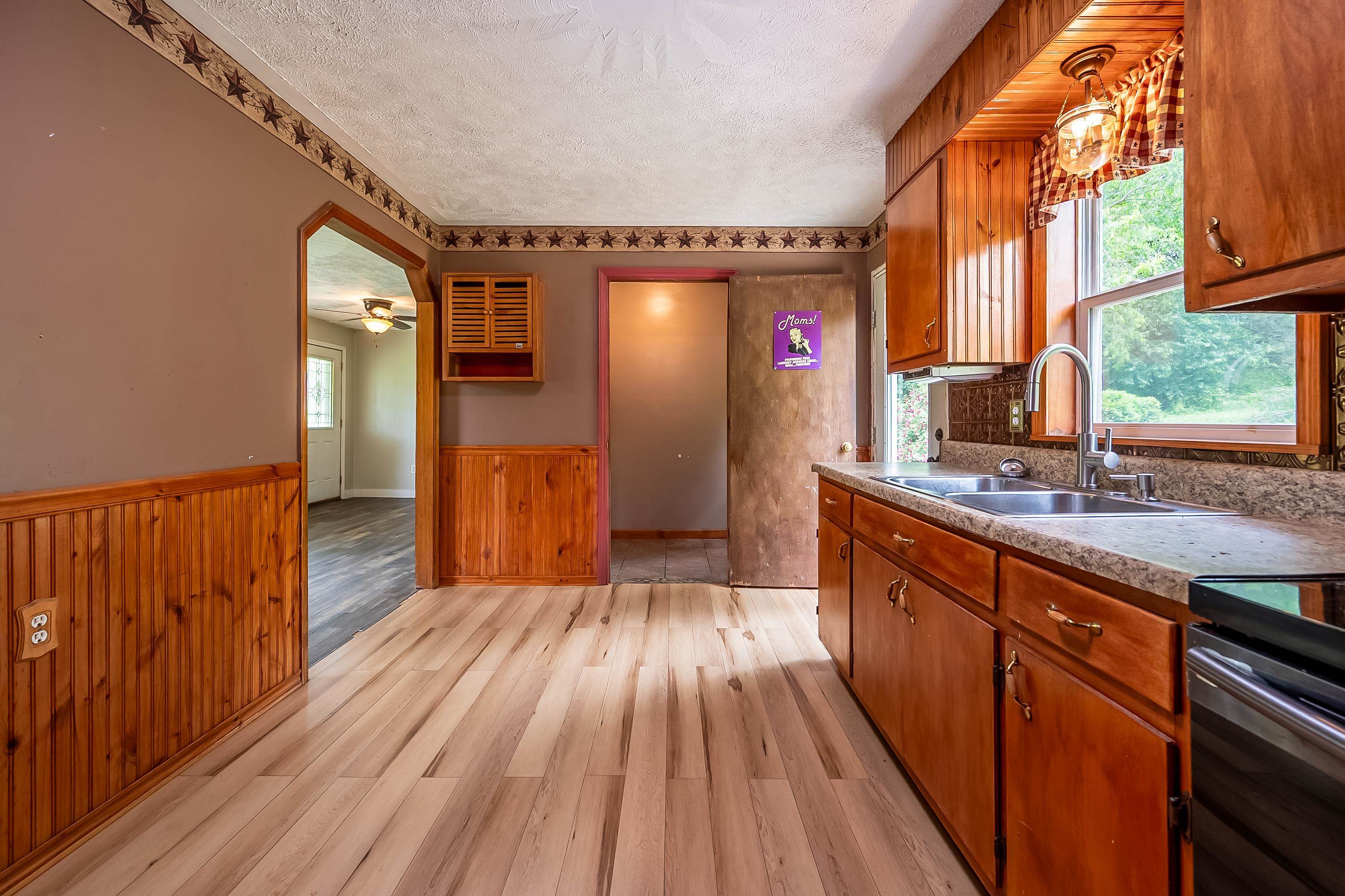 451 Payne Town Road Max Meadows VA 24360