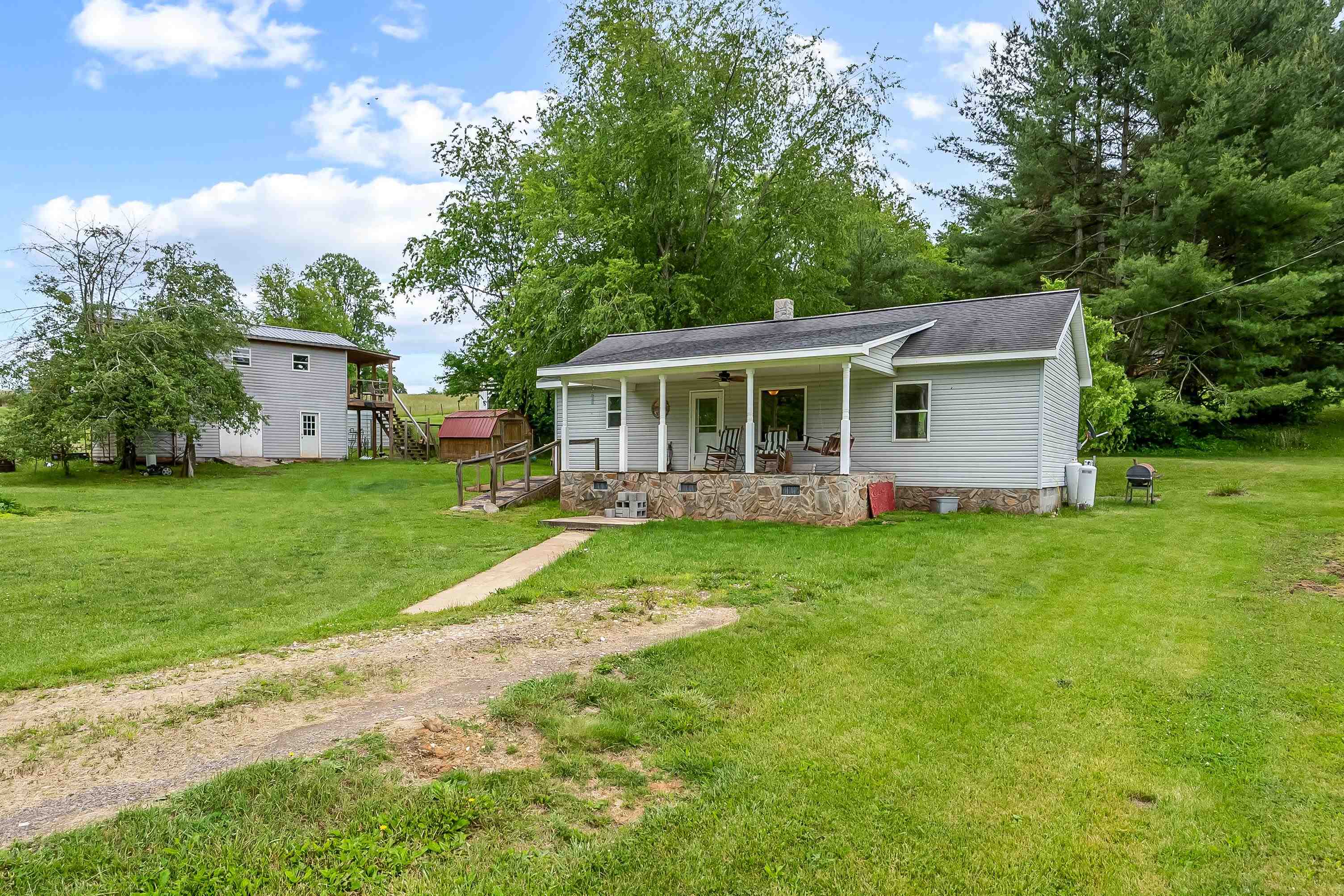 451 Payne Town Road Max Meadows VA 24360