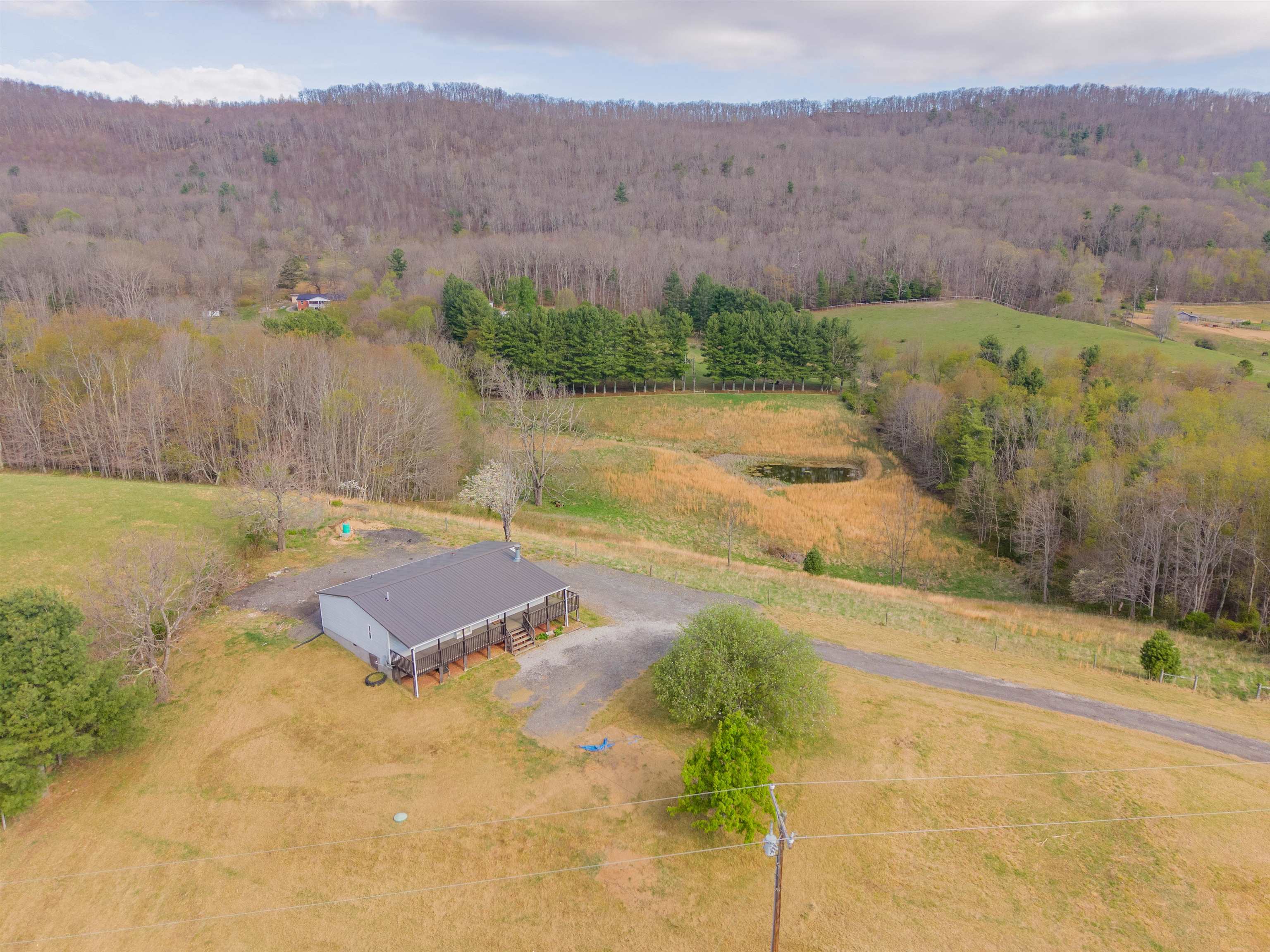 5877 Cumberland Gap Road Newport VA 24128