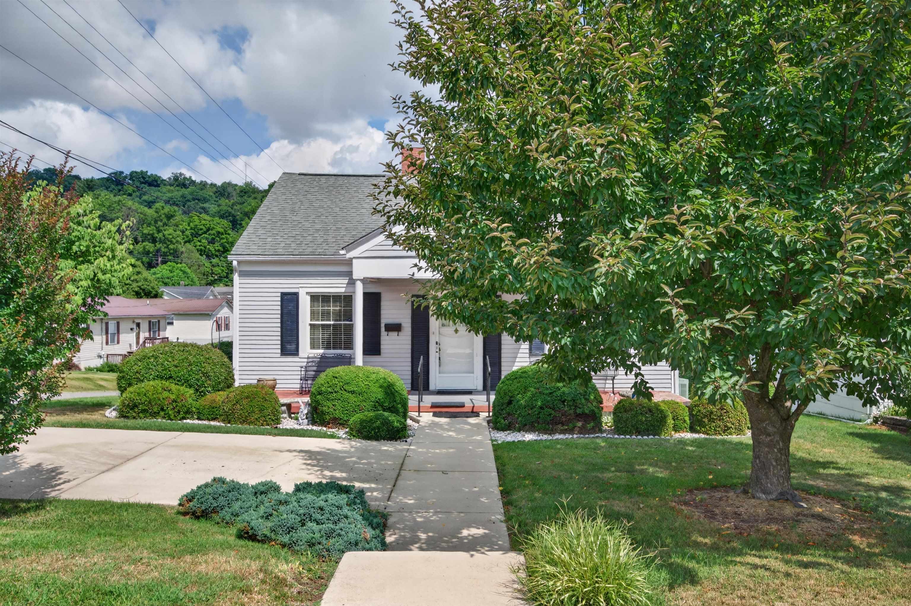 590 W North Street Wytheville VA 24382