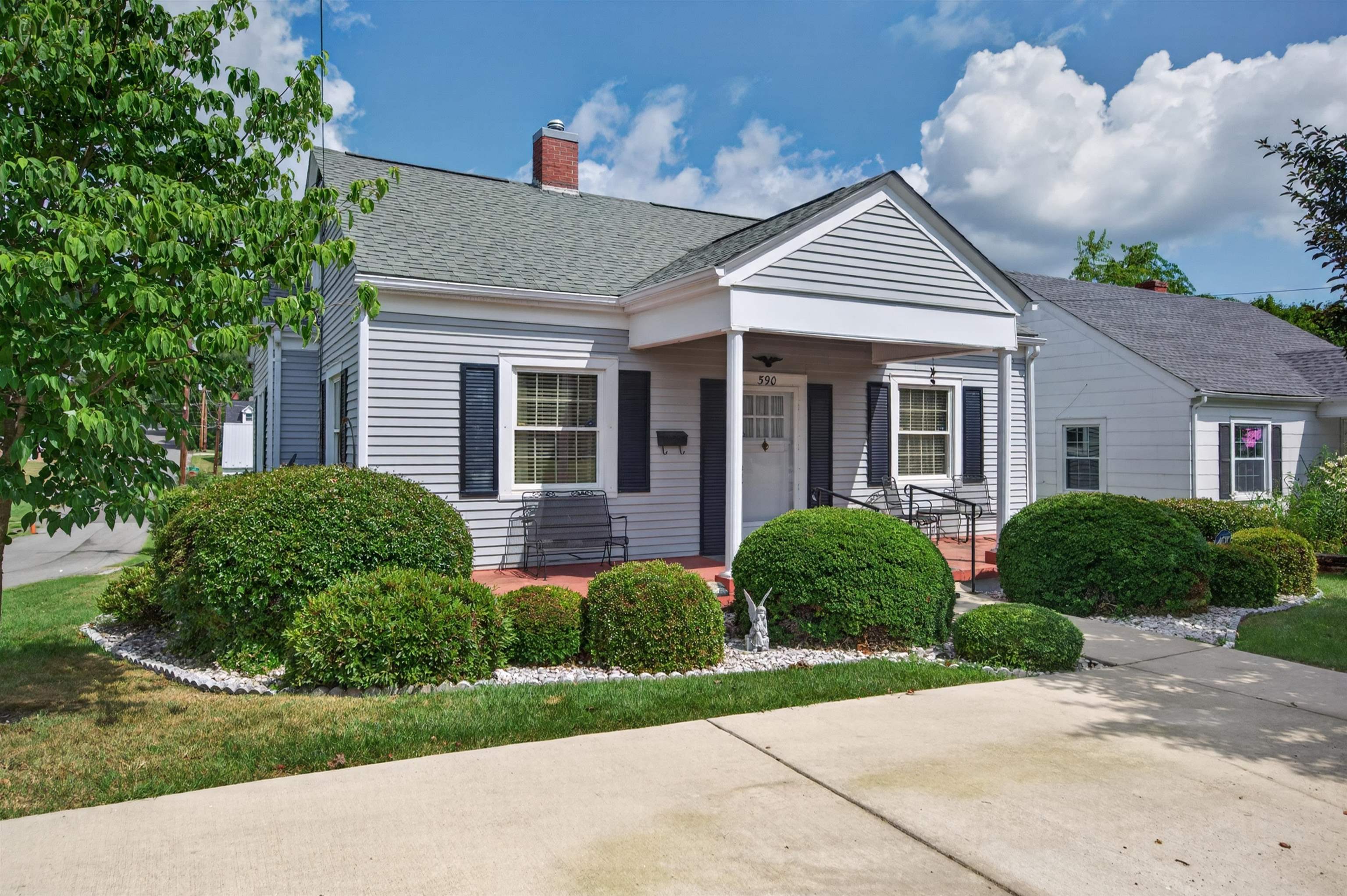 590 W North Street Wytheville VA 24382