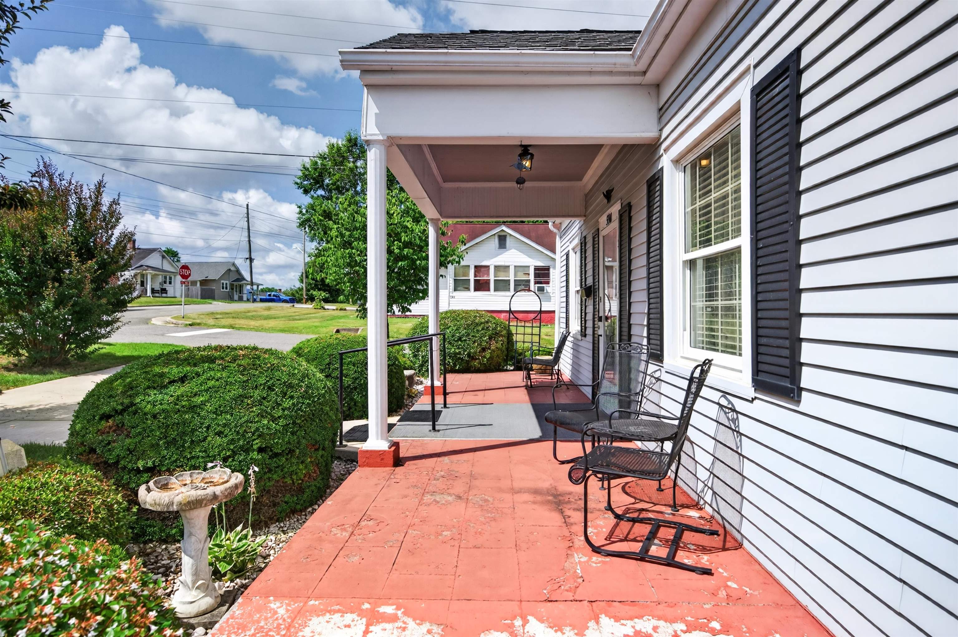 590 W North Street Wytheville VA 24382