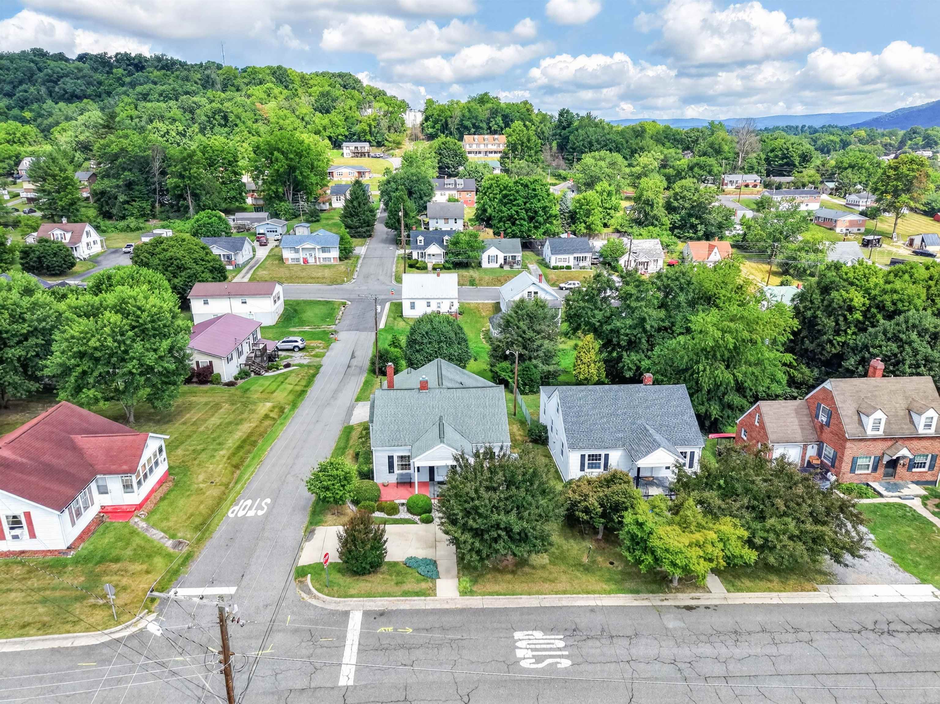590 W North Street Wytheville VA 24382