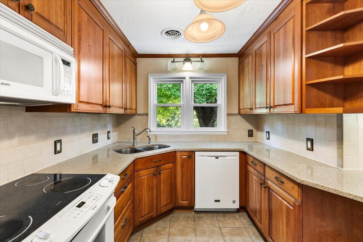 110 Rosehill Drive Christiansburg VA 24073