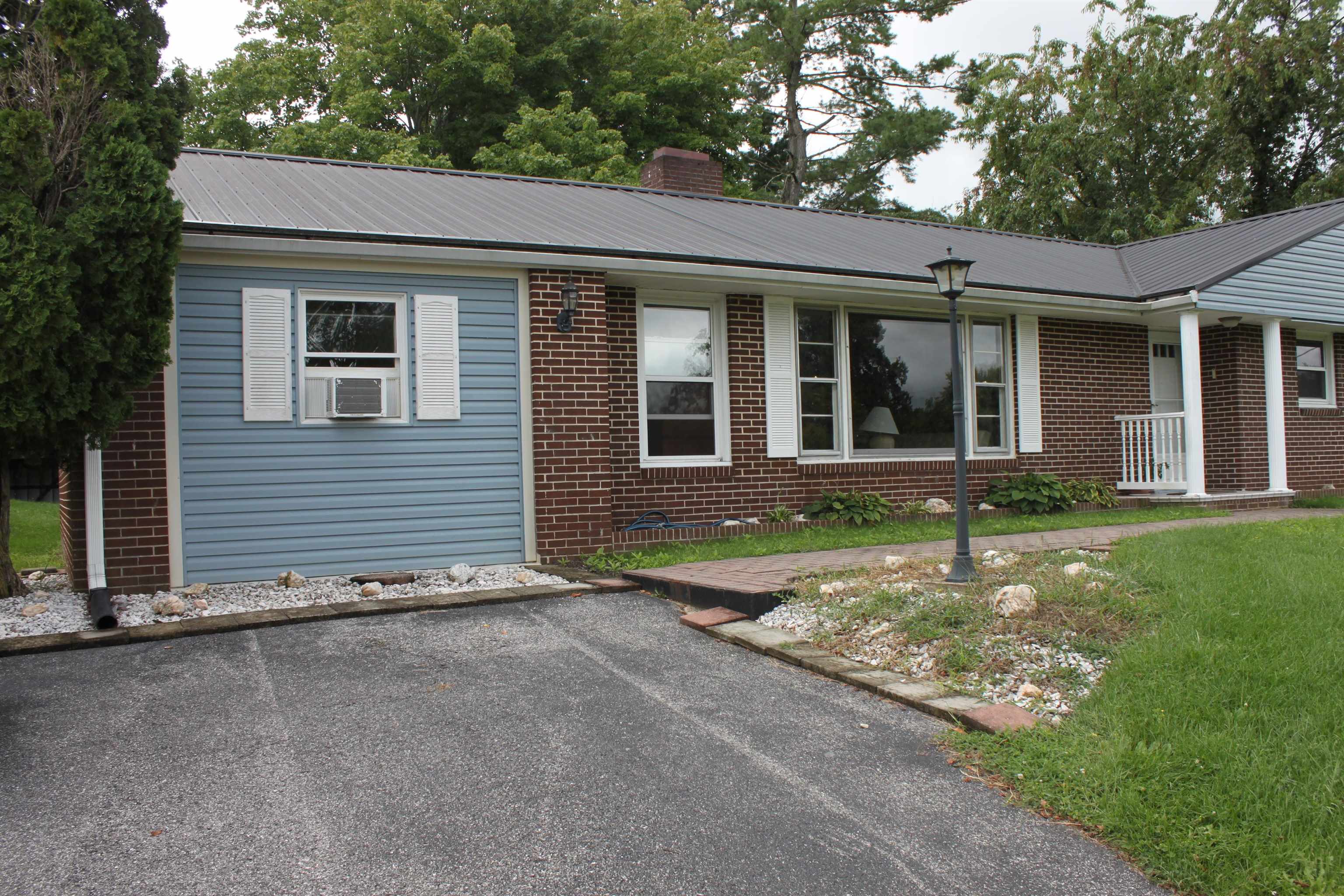 110 Rosehill Drive Christiansburg VA 24073
