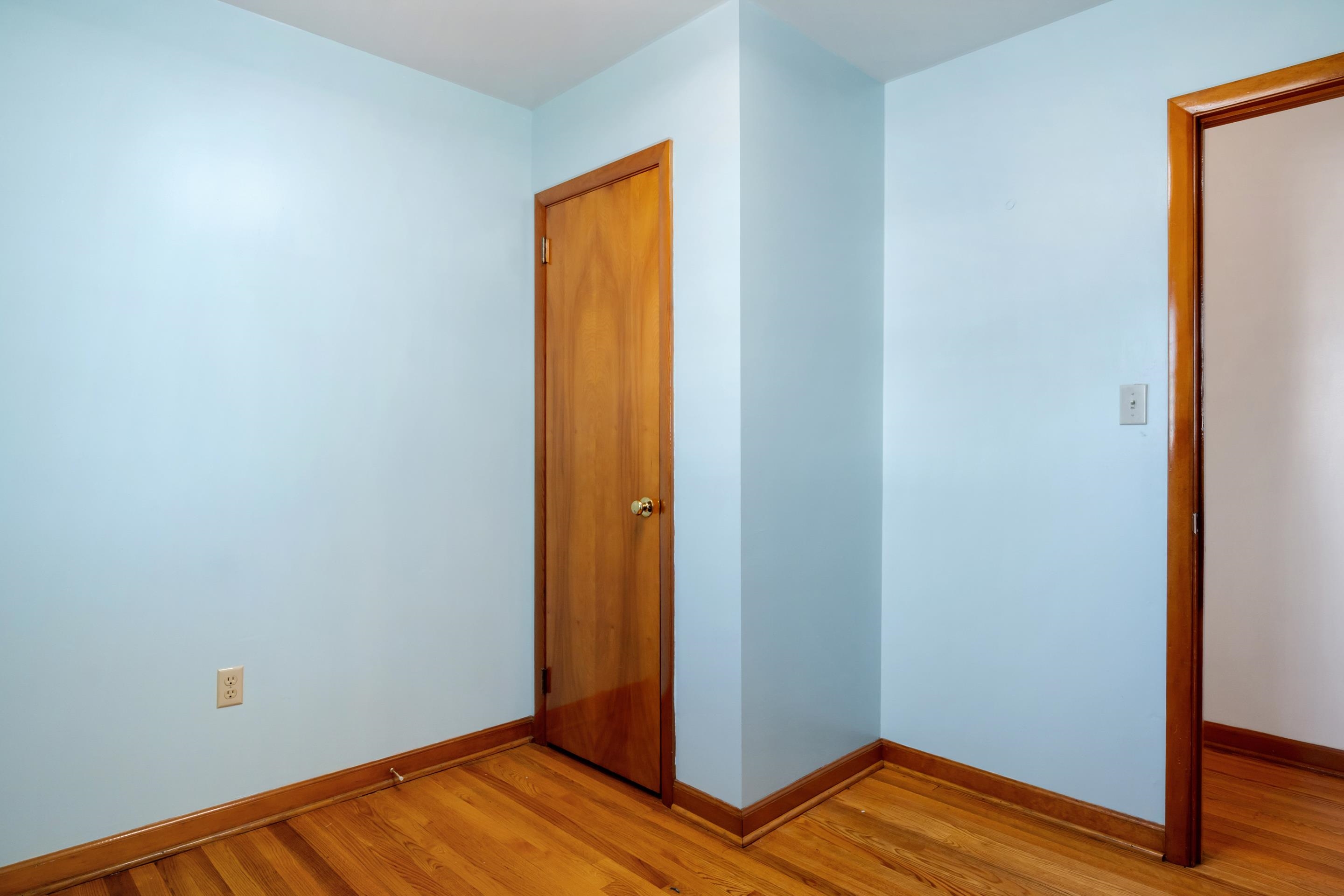 945 N 5th Street Wytheville VA 24382