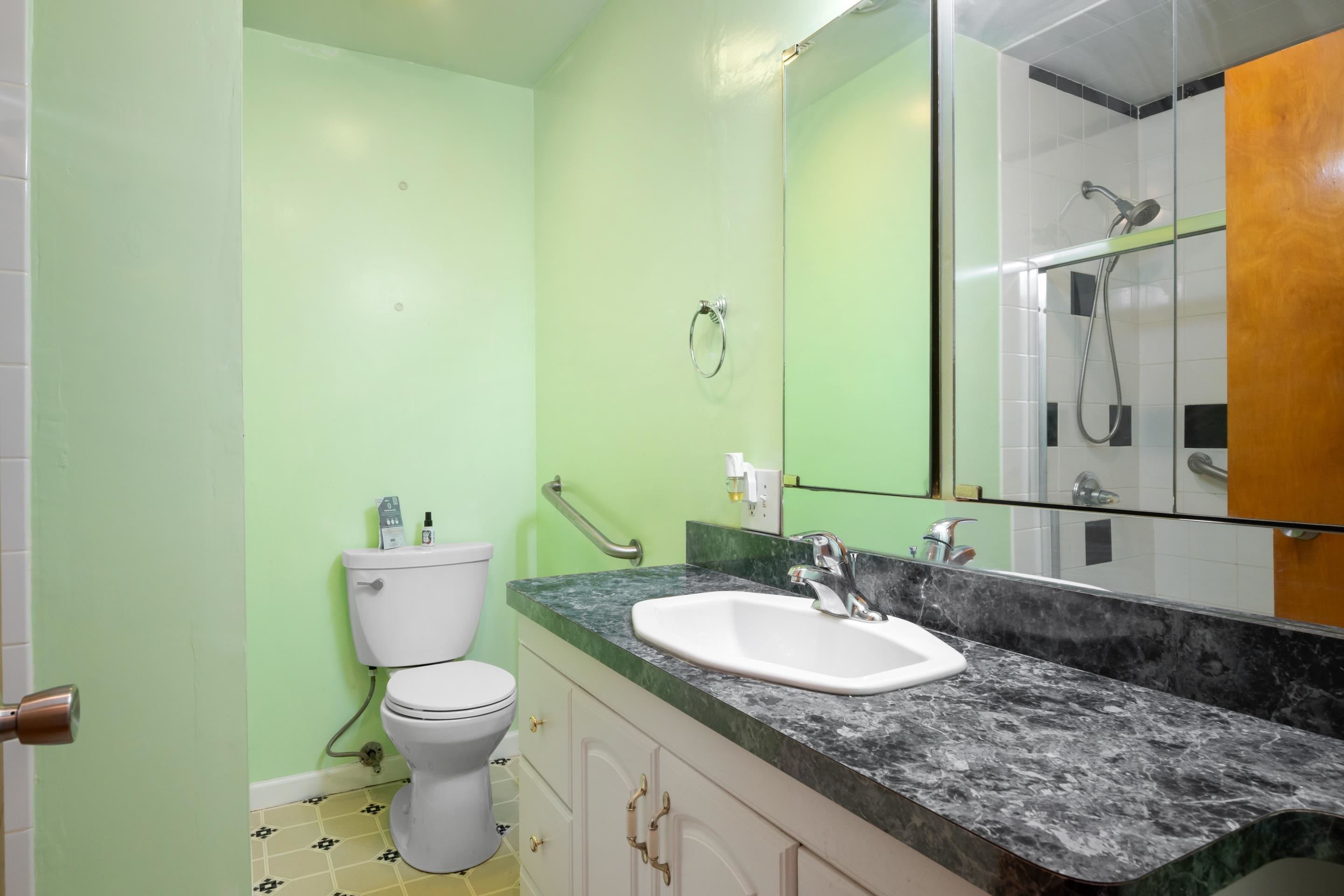 945 N 5th Street Wytheville VA 24382