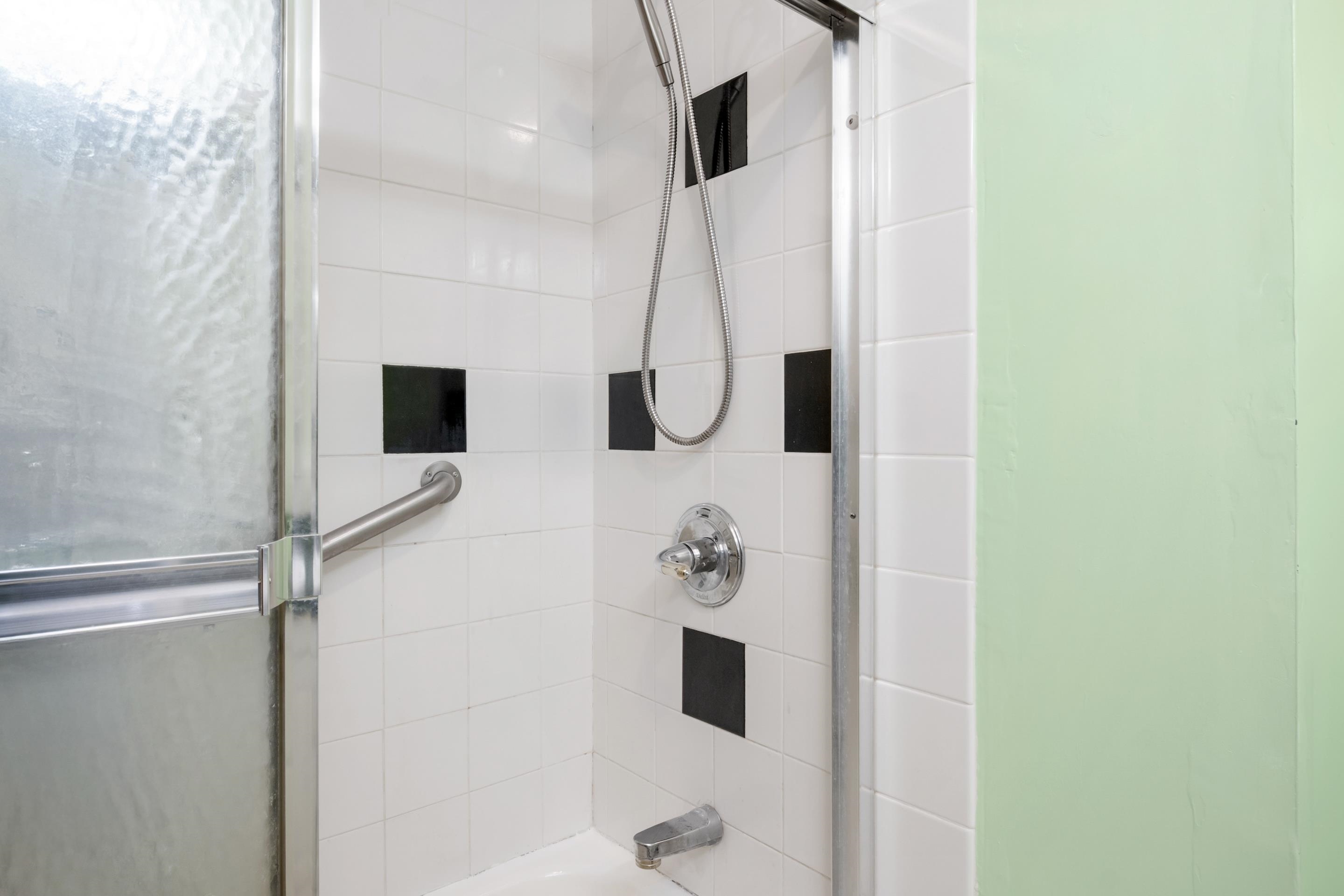 945 N 5th Street Wytheville VA 24382