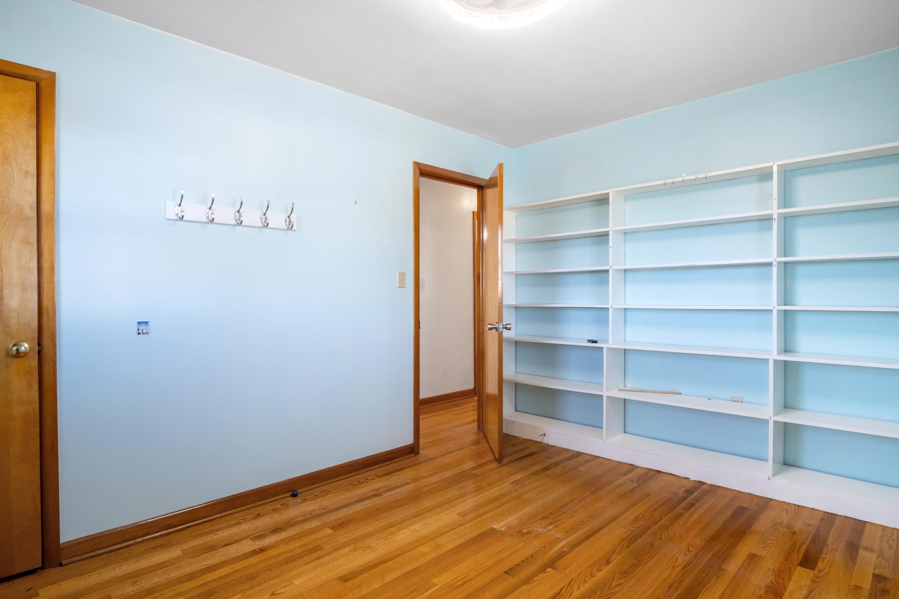 945 N 5th Street Wytheville VA 24382