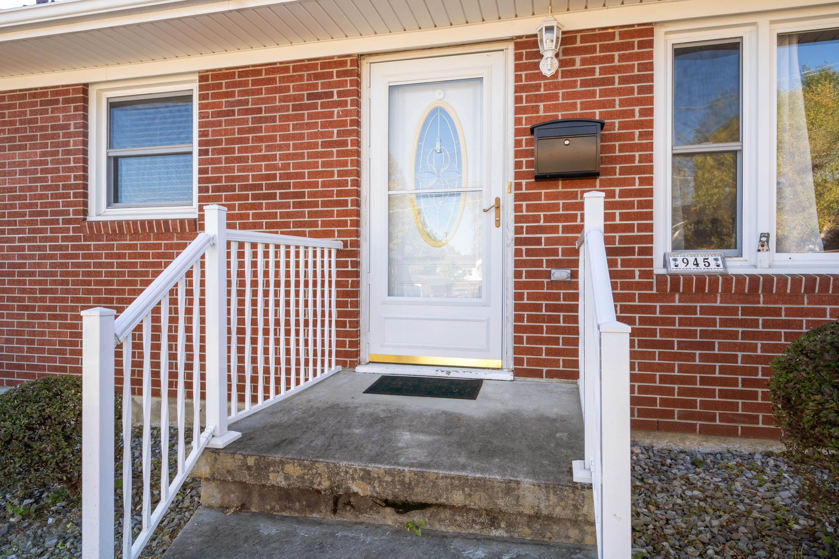 945 N 5th Street Wytheville VA 24382