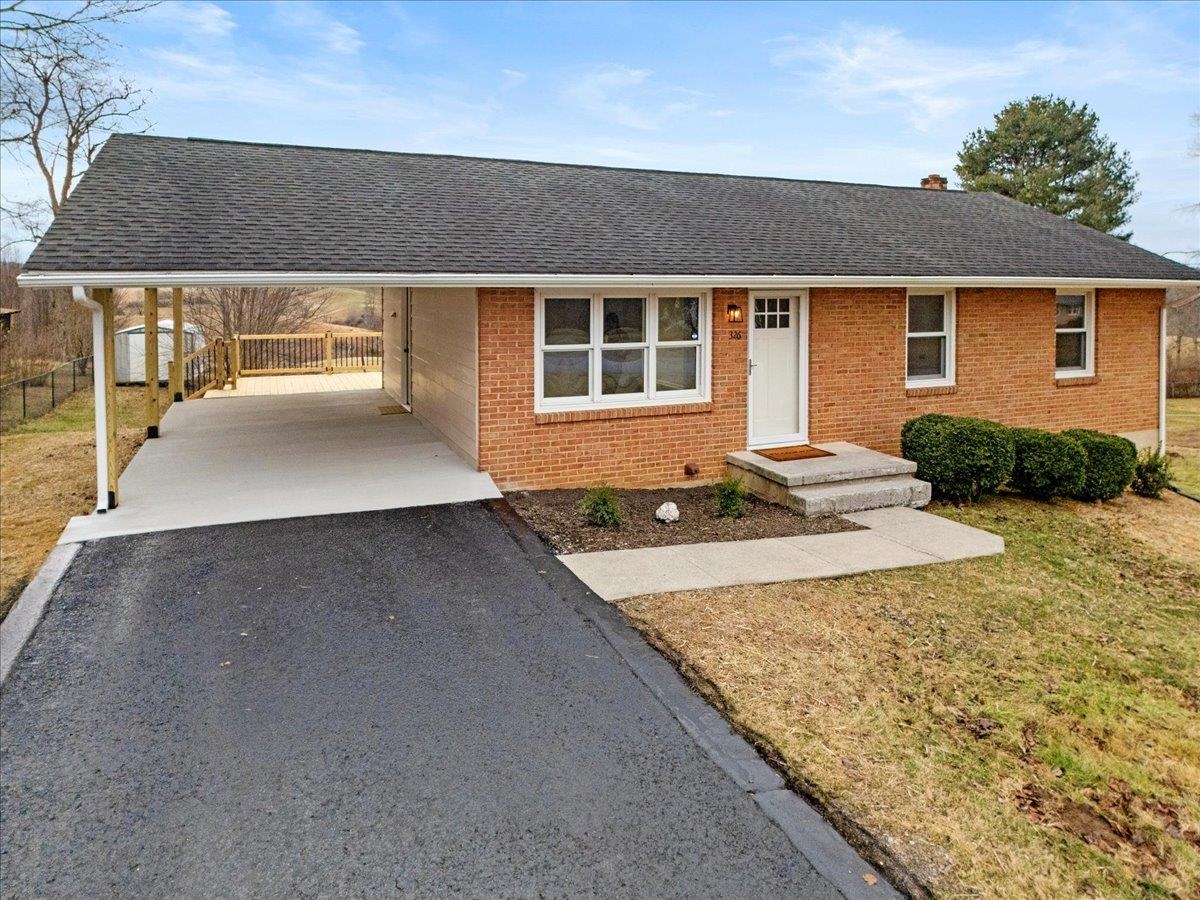 326 Rolling Hills Drive Christiansburg VA 24073