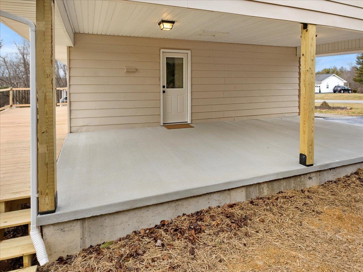 326 Rolling Hills Drive Christiansburg VA 24073