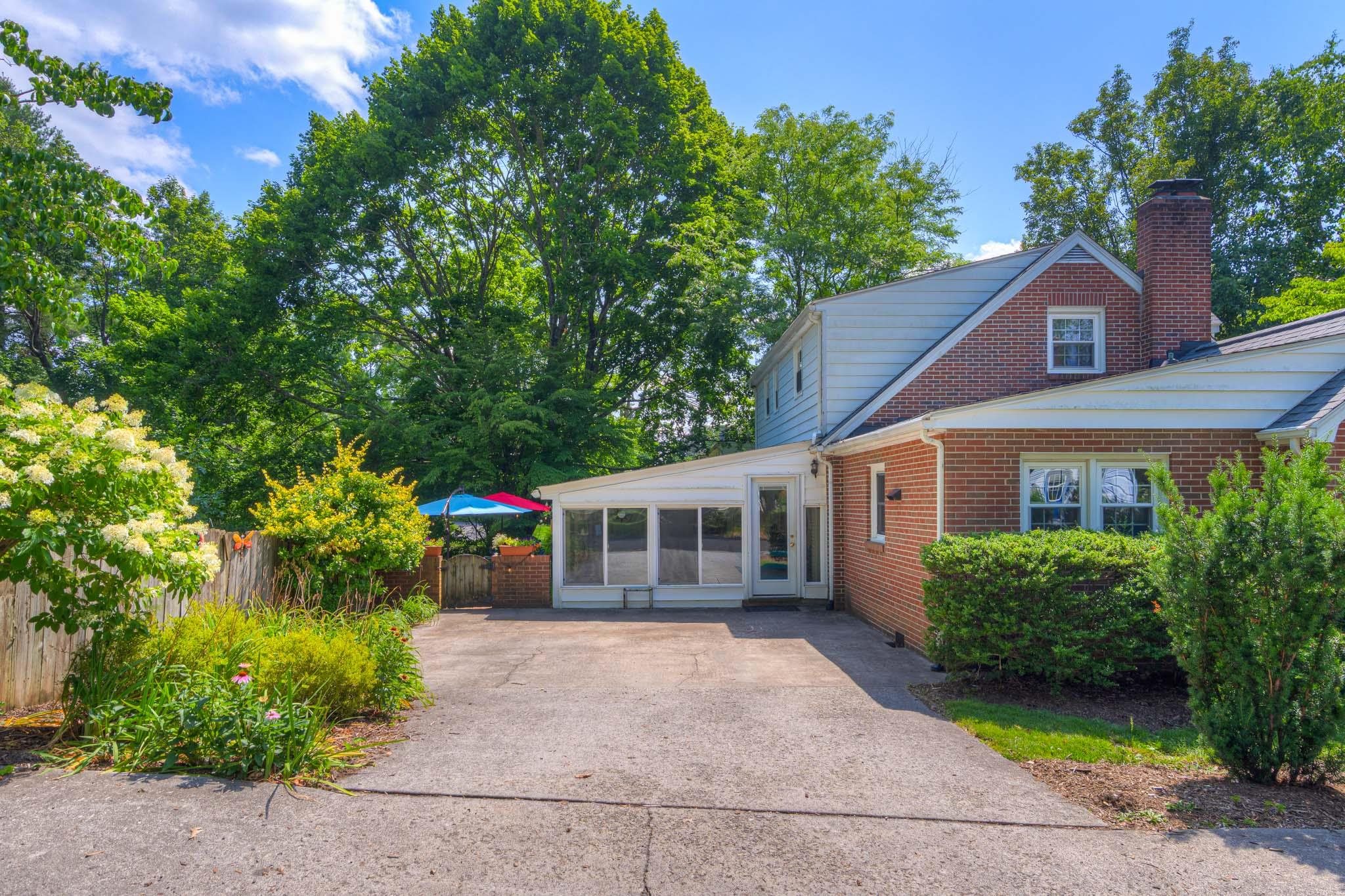 320 Sunset Boulevard Blacksburg VA 24060