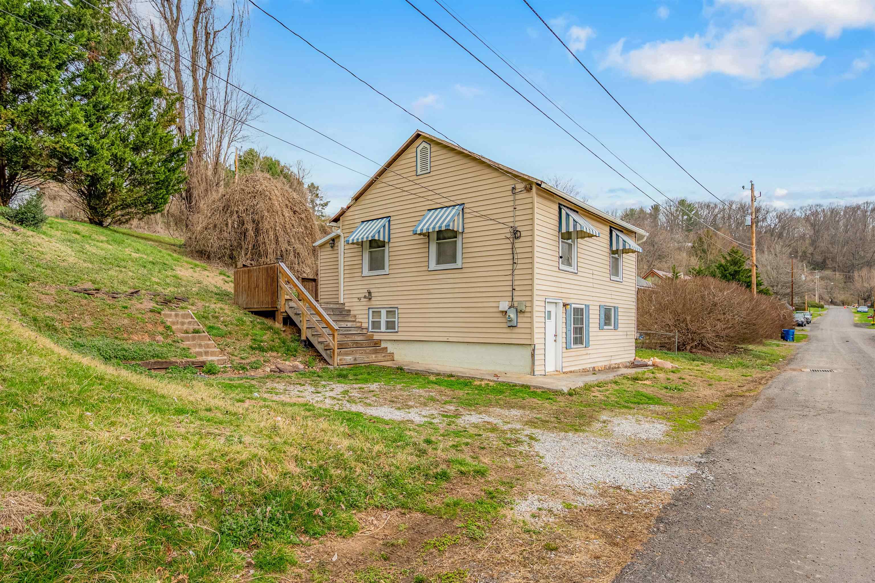 106 Giles Street Pembroke VA 24136