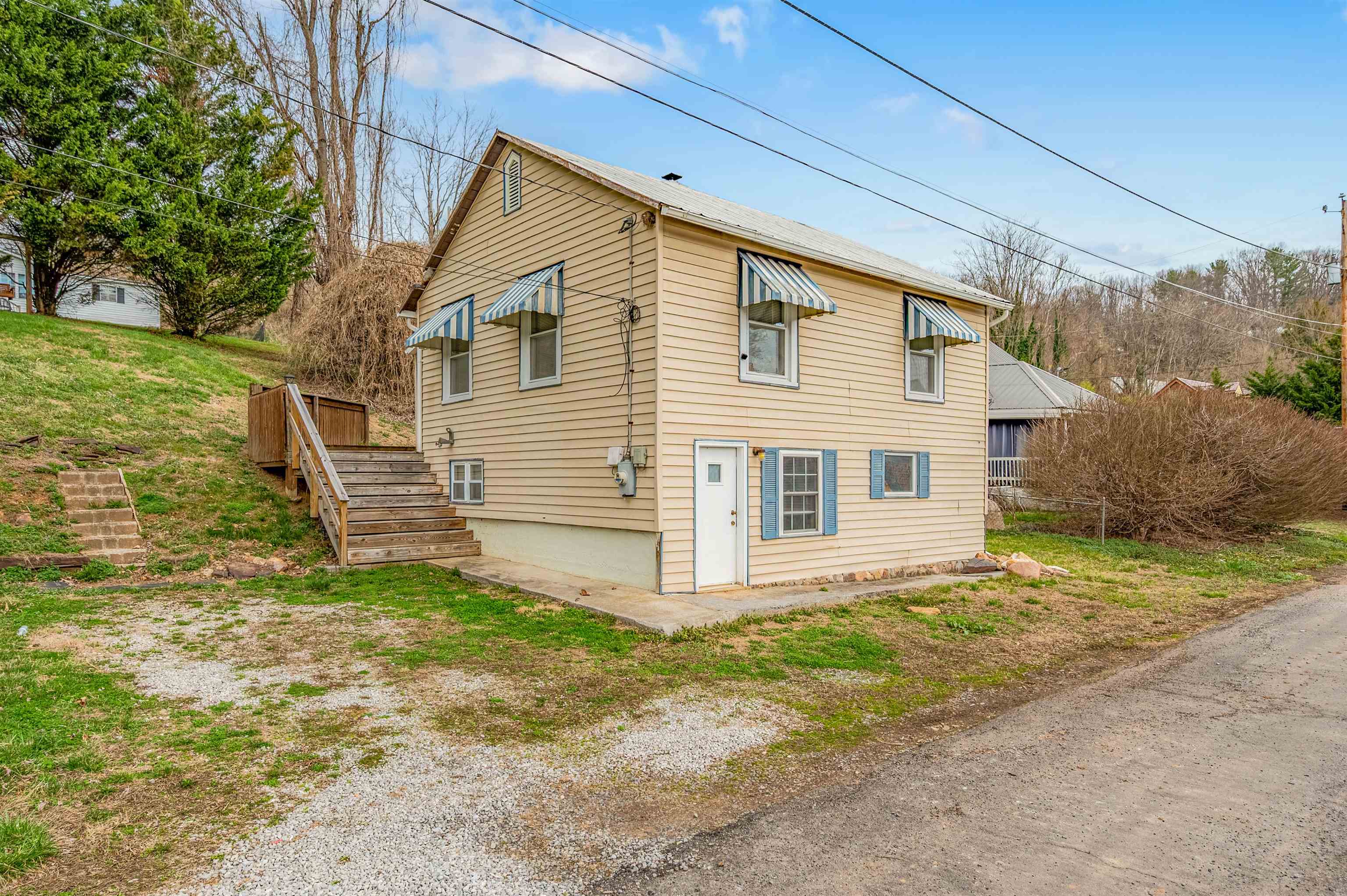 106 Giles Street Pembroke VA 24136