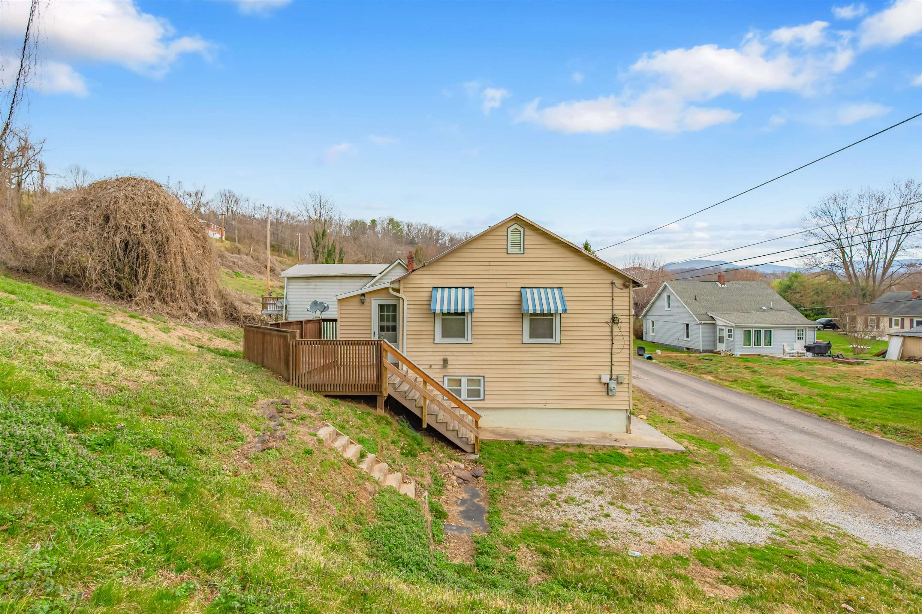 106 Giles Street Pembroke VA 24136