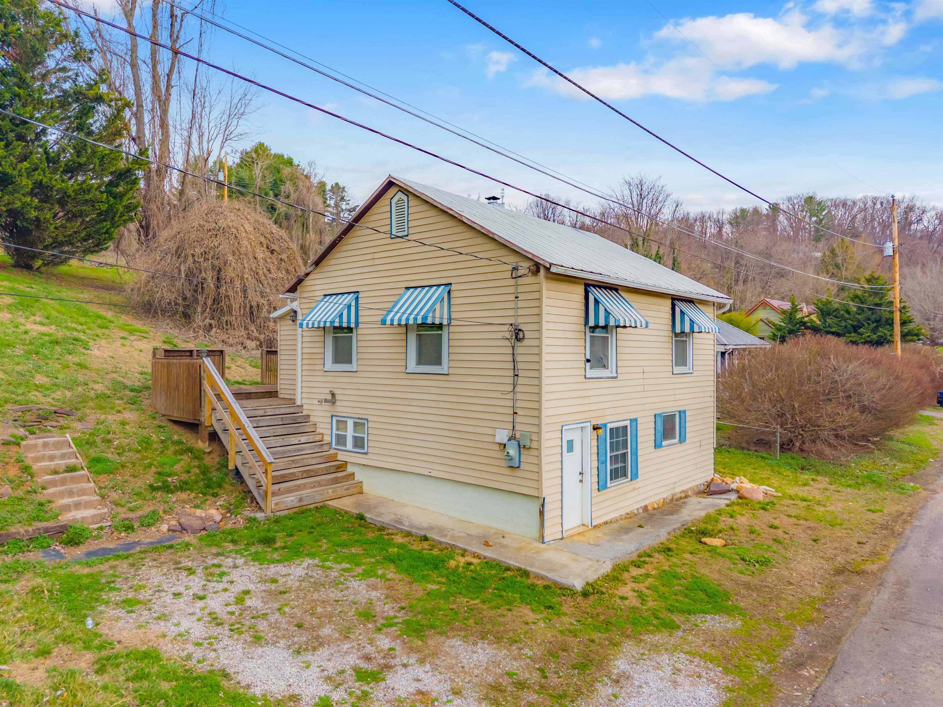 106 Giles Street Pembroke VA 24136