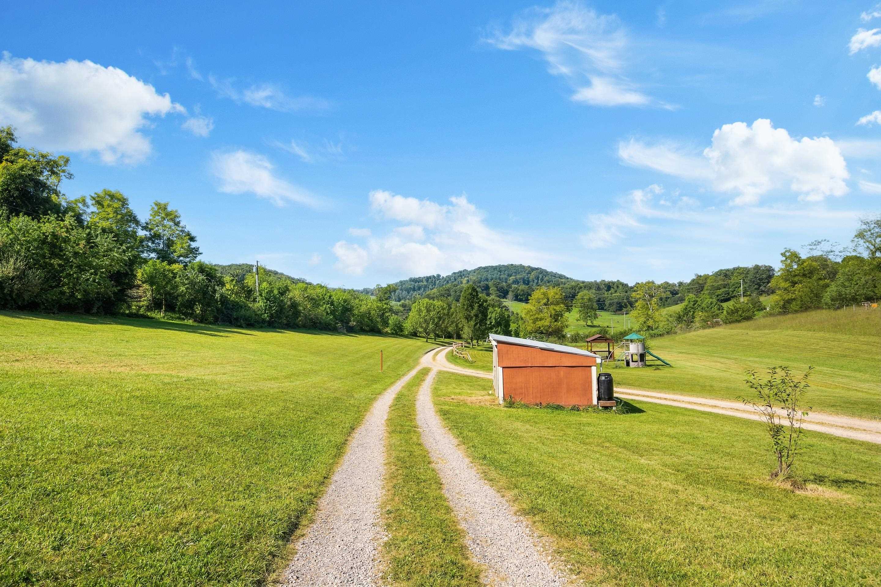 4824 Old Rough Road Riner VA 24149
