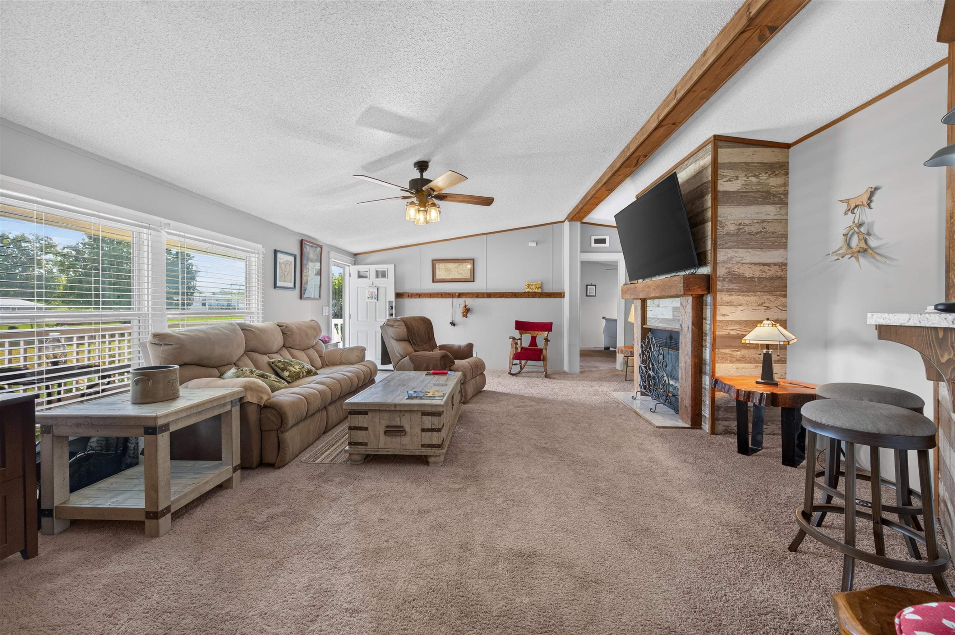 3687 Ivanhoe Road Ivanhoe VA 24350